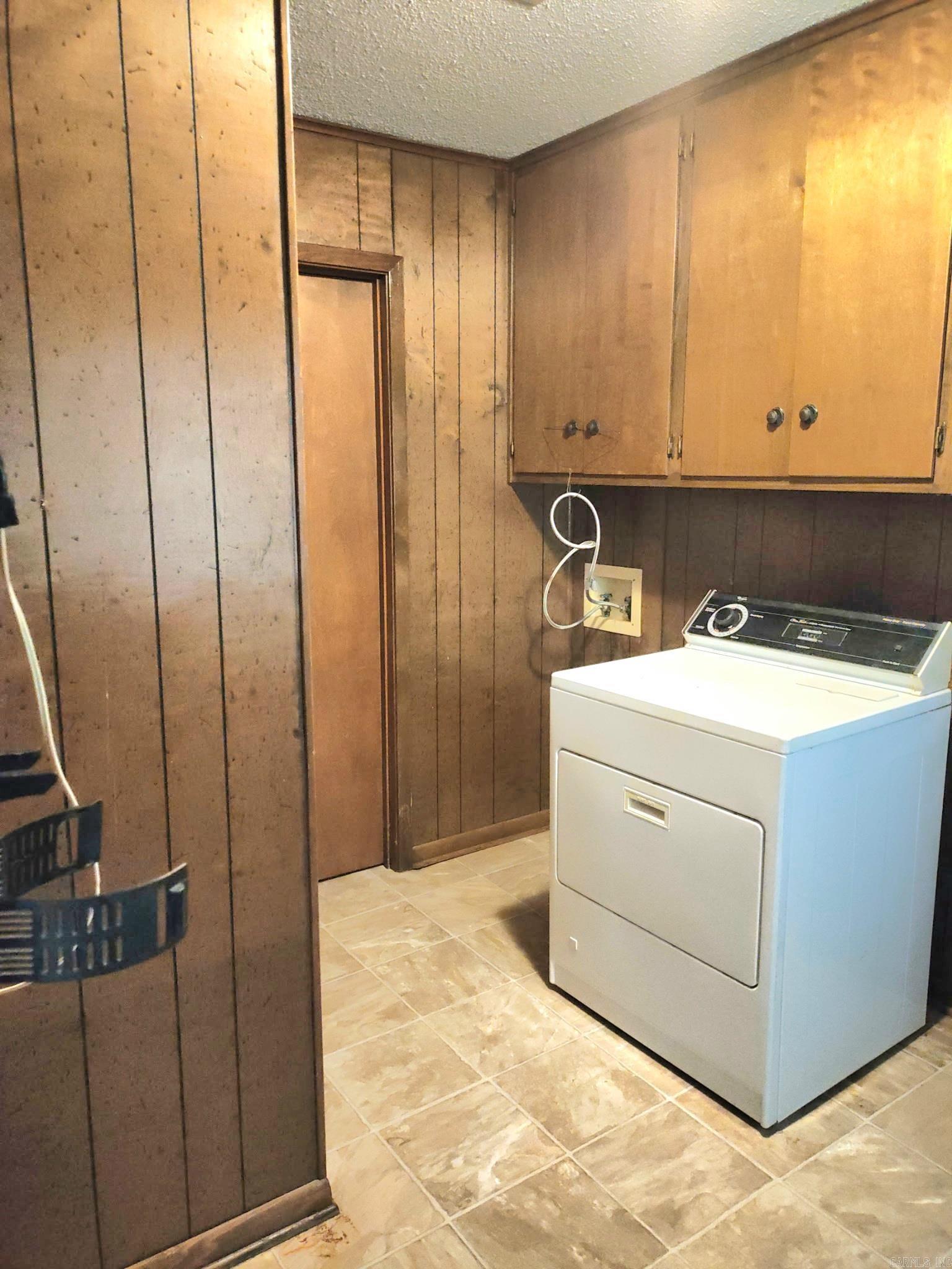 CLEMENT ACRES - Residential