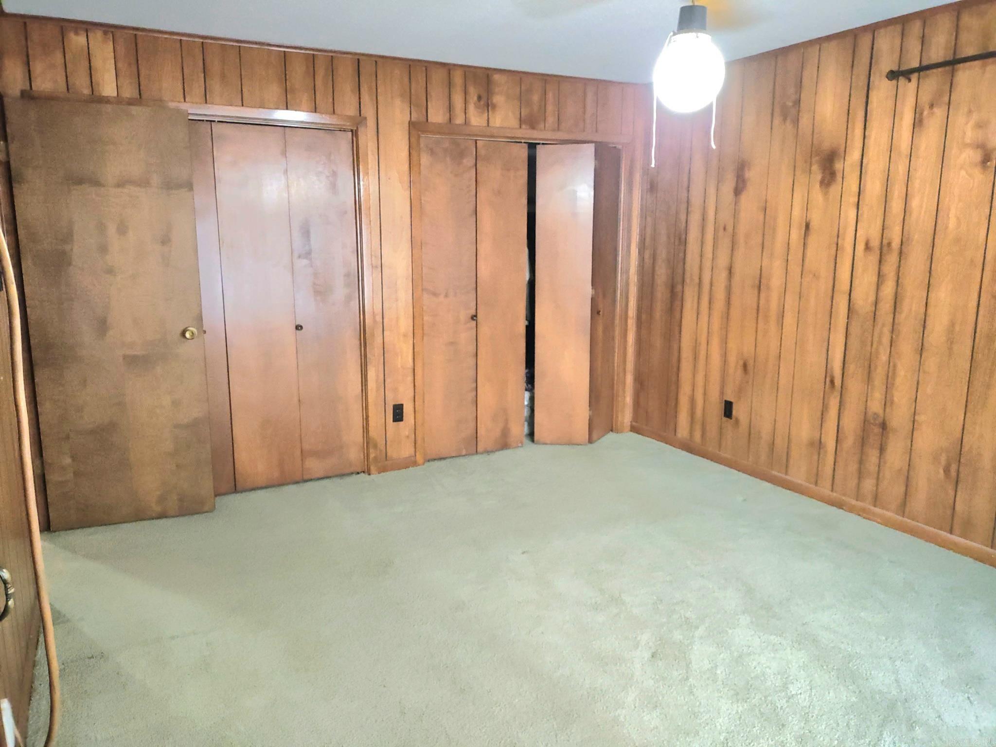 CLEMENT ACRES - Residential