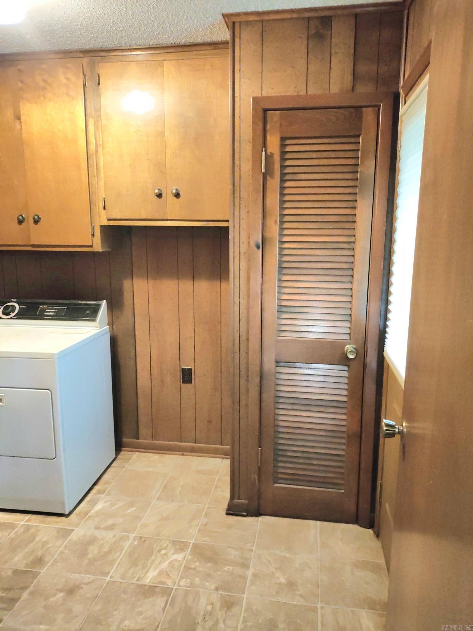 CLEMENT ACRES - Residential