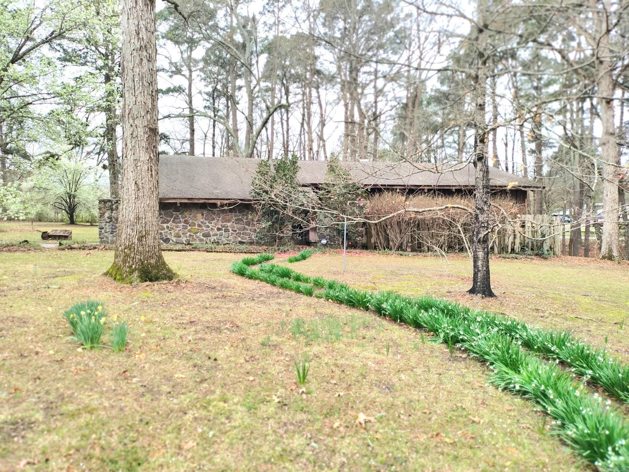 CLEMENT ACRES - Residential