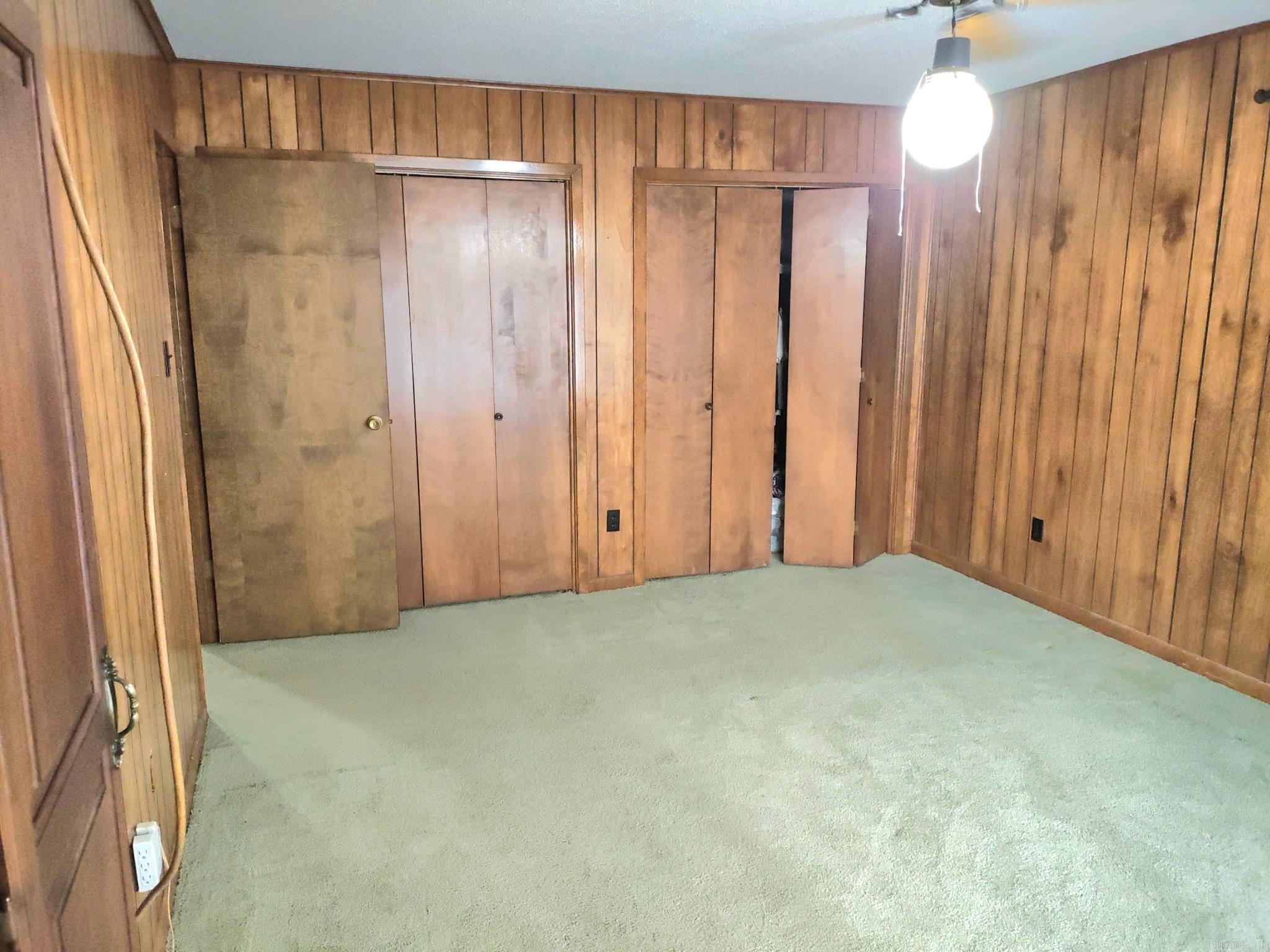 CLEMENT ACRES - Residential