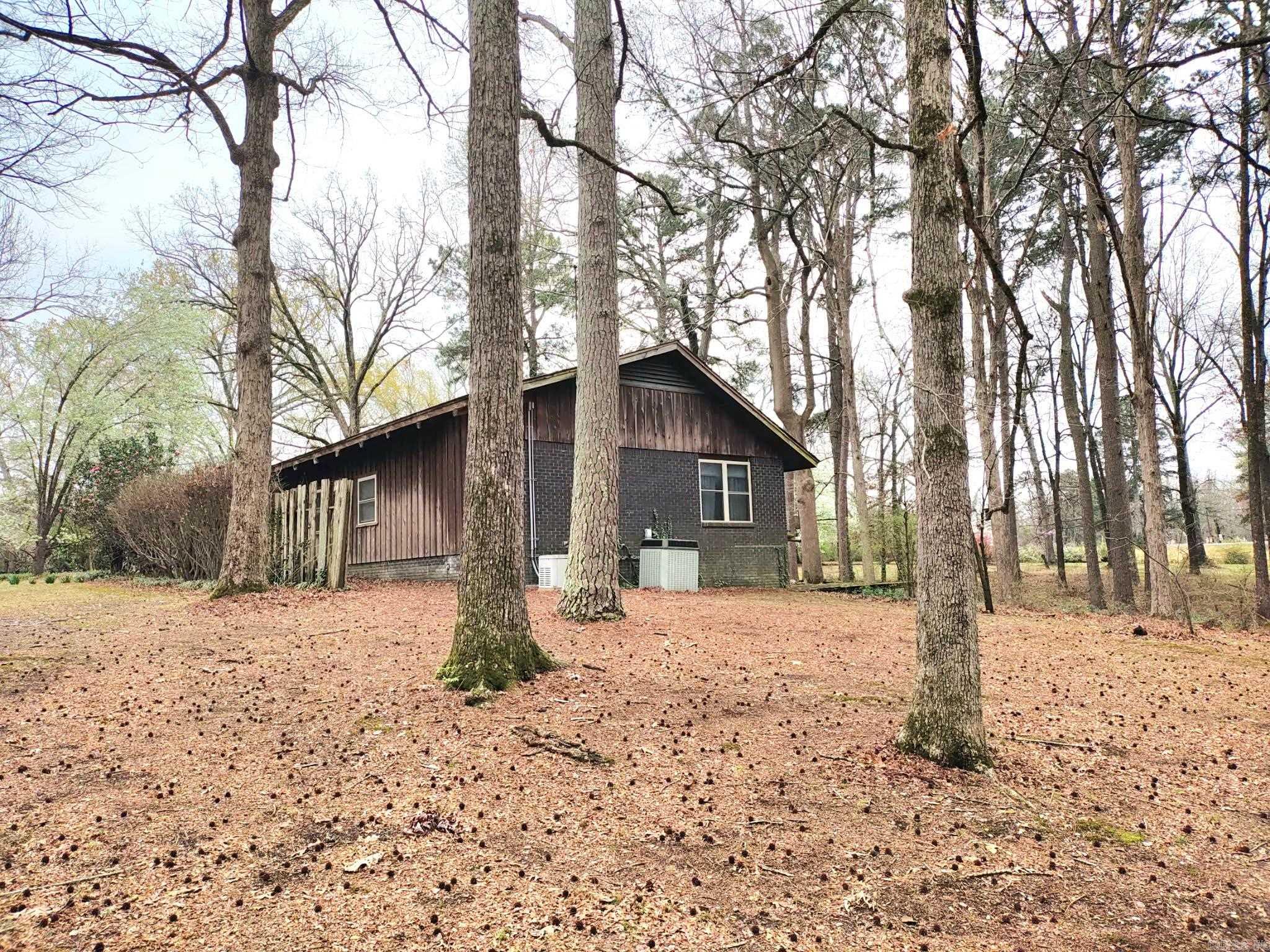 CLEMENT ACRES - Residential