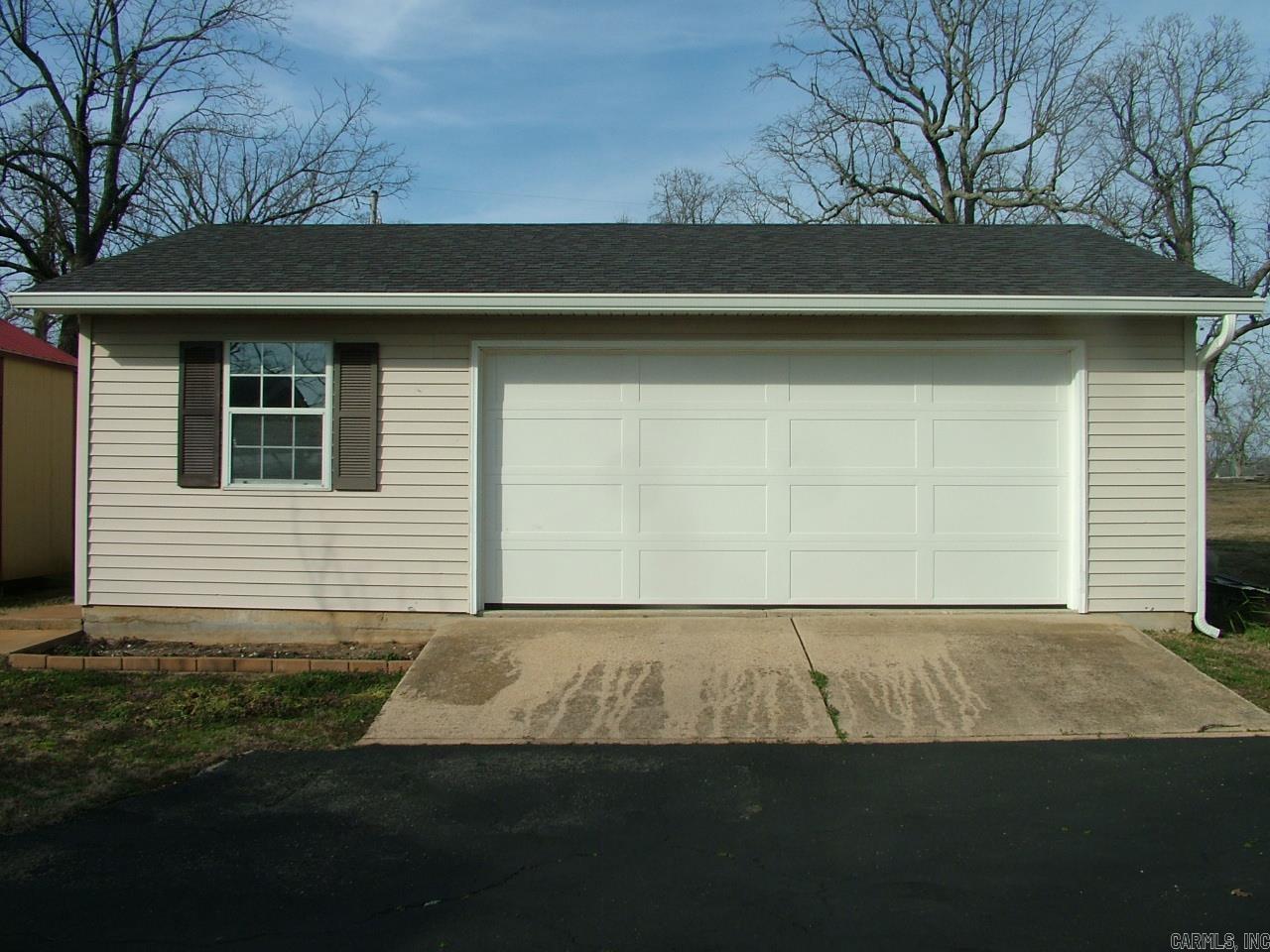 SPRING VALLEY ACRES - Residential