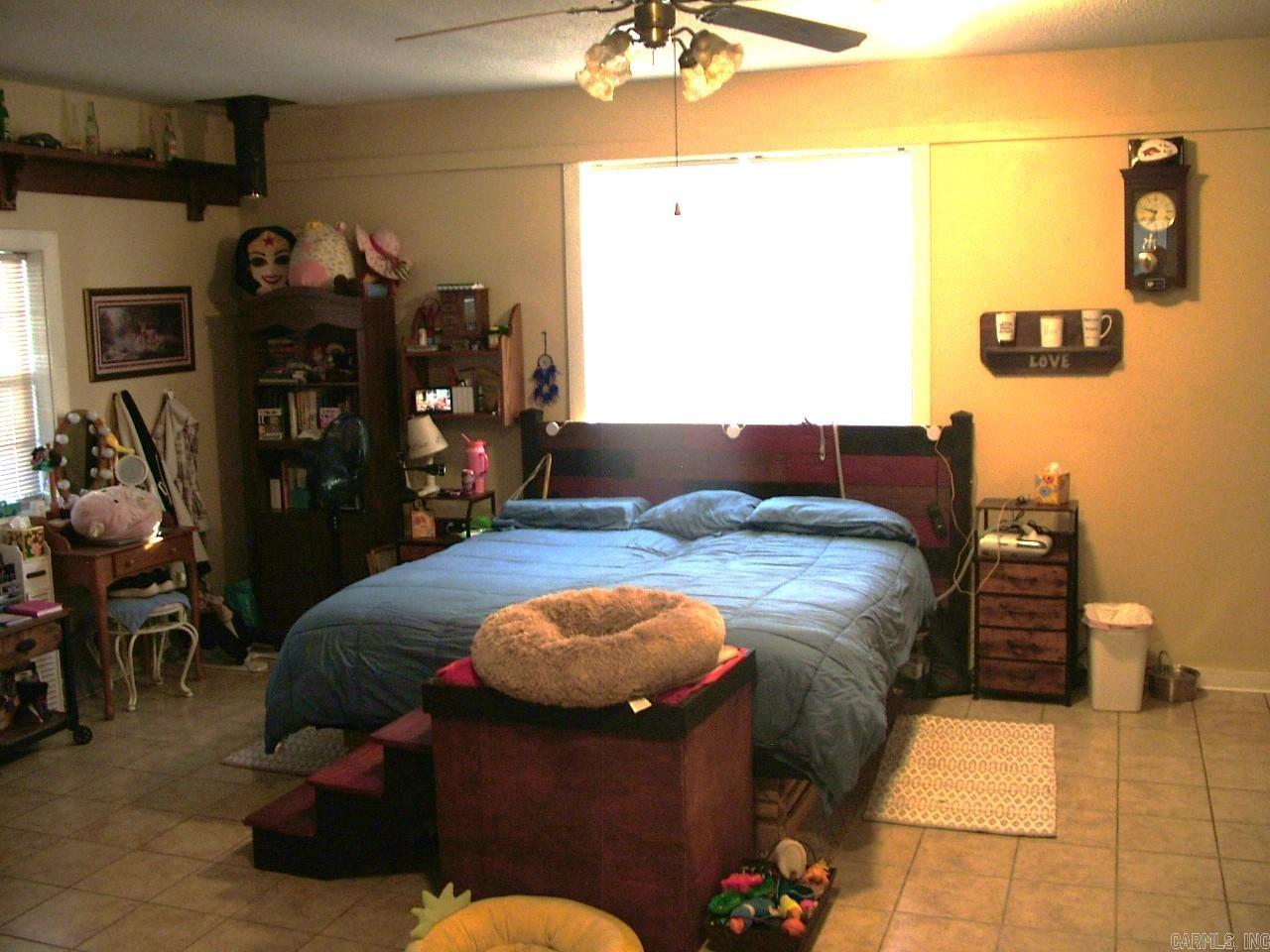 SPRING VALLEY ACRES - Residential