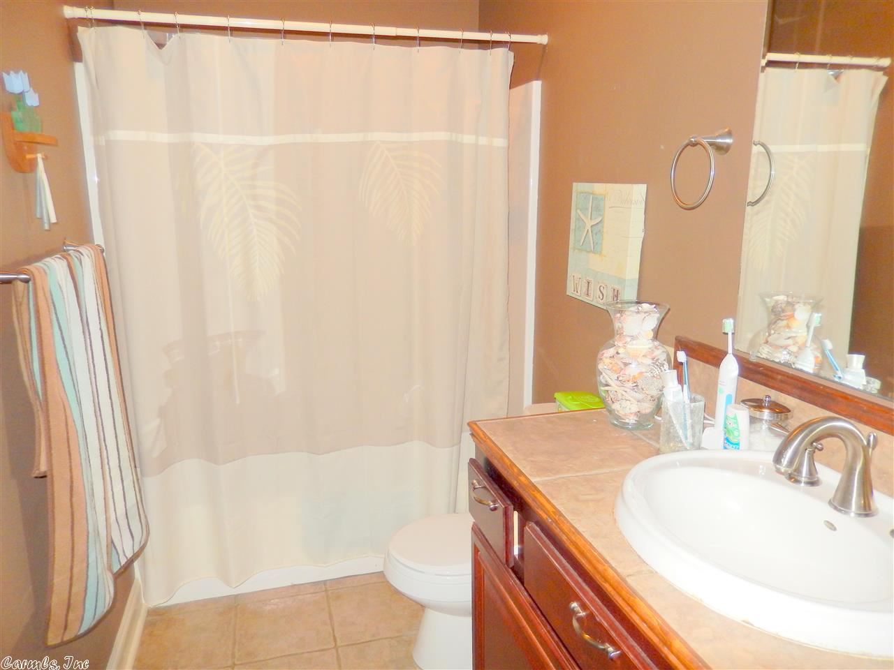 GIBRALTER HGTS - Residential