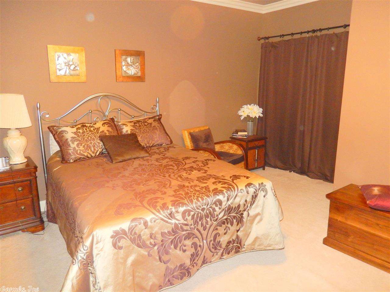 GIBRALTER HGTS - Residential