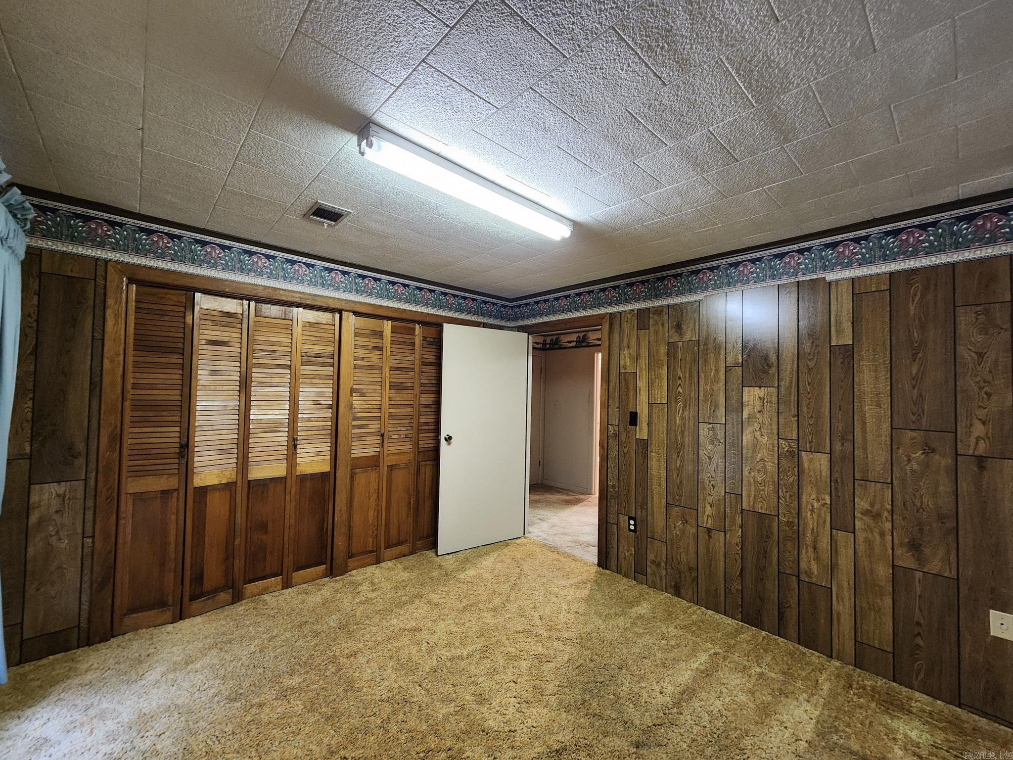 Not in Subdivision - Residential Lease