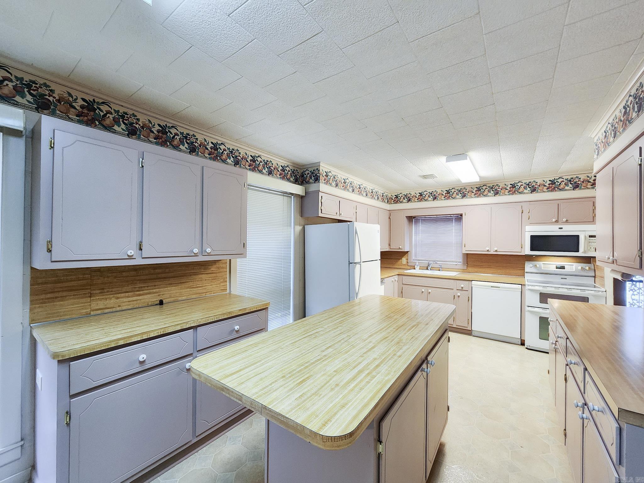 Not in Subdivision - Residential Lease