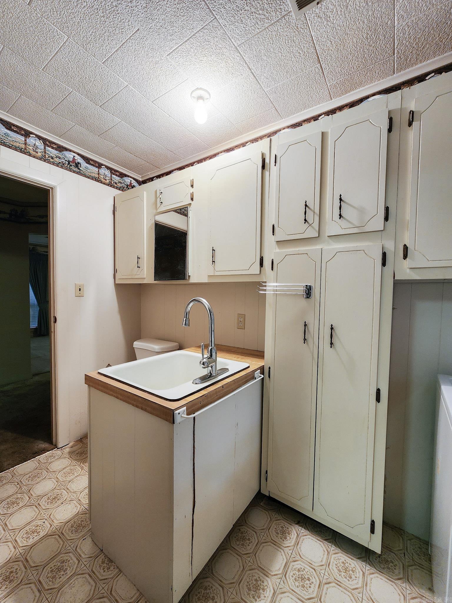 Not in Subdivision - Residential Lease