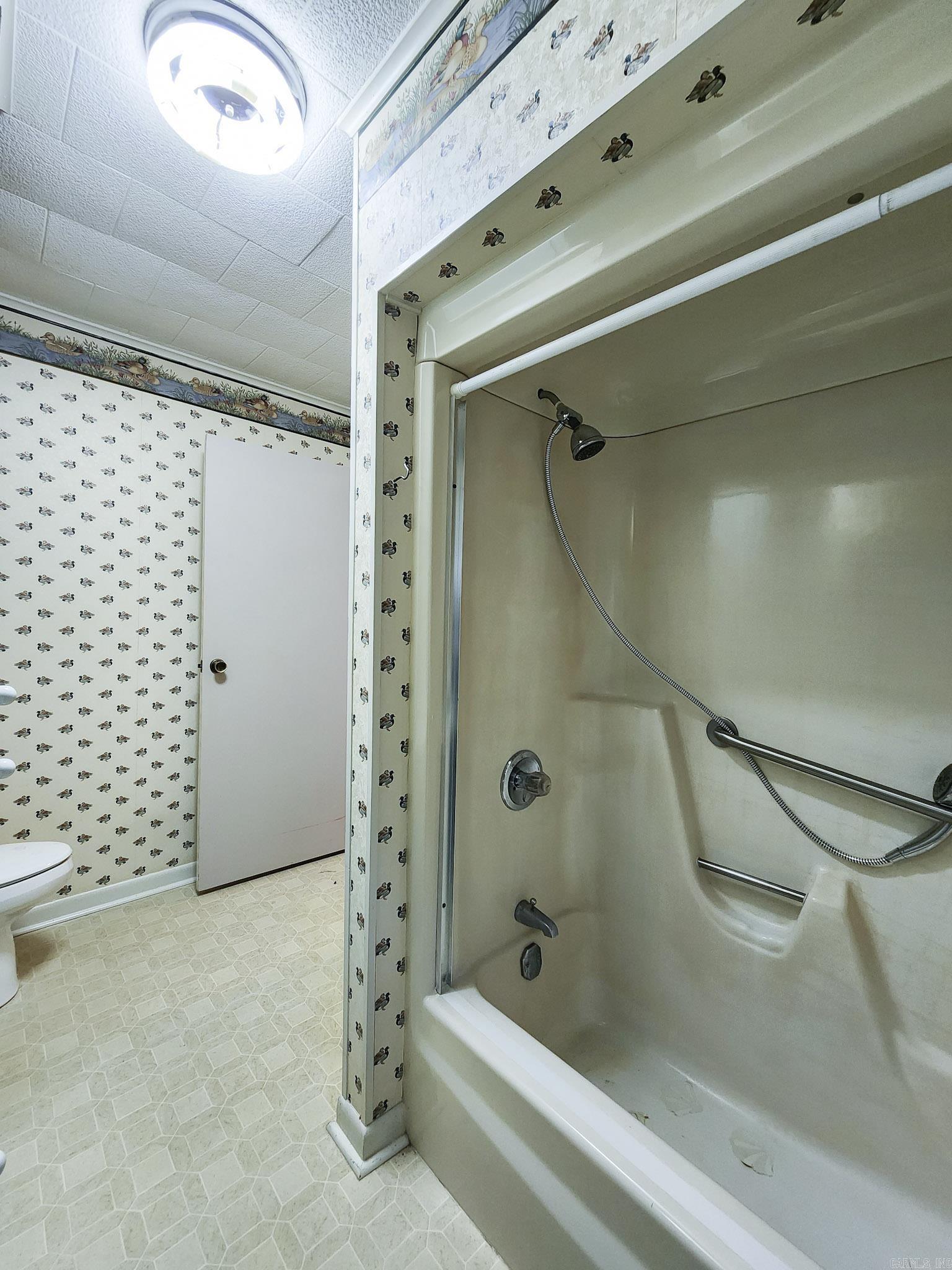 Not in Subdivision - Residential Lease