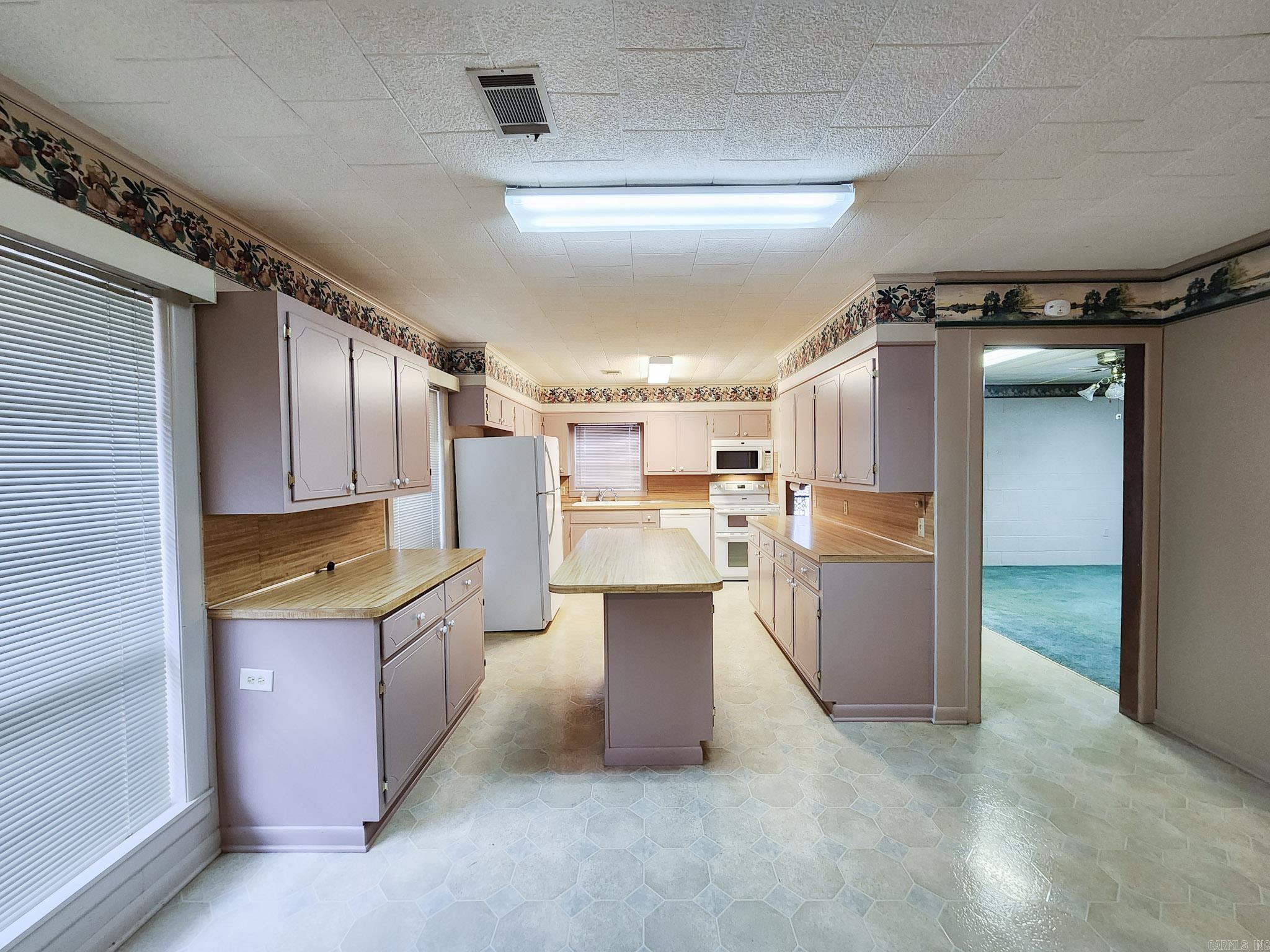 Not in Subdivision - Residential Lease