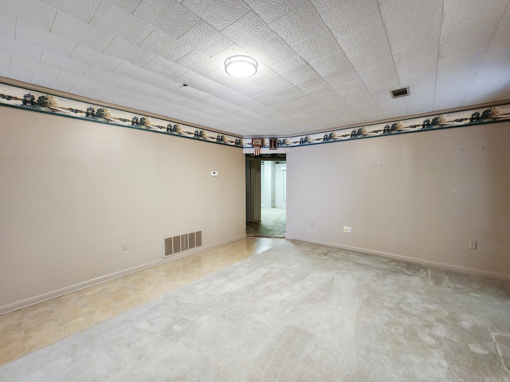 Not in Subdivision - Residential Lease