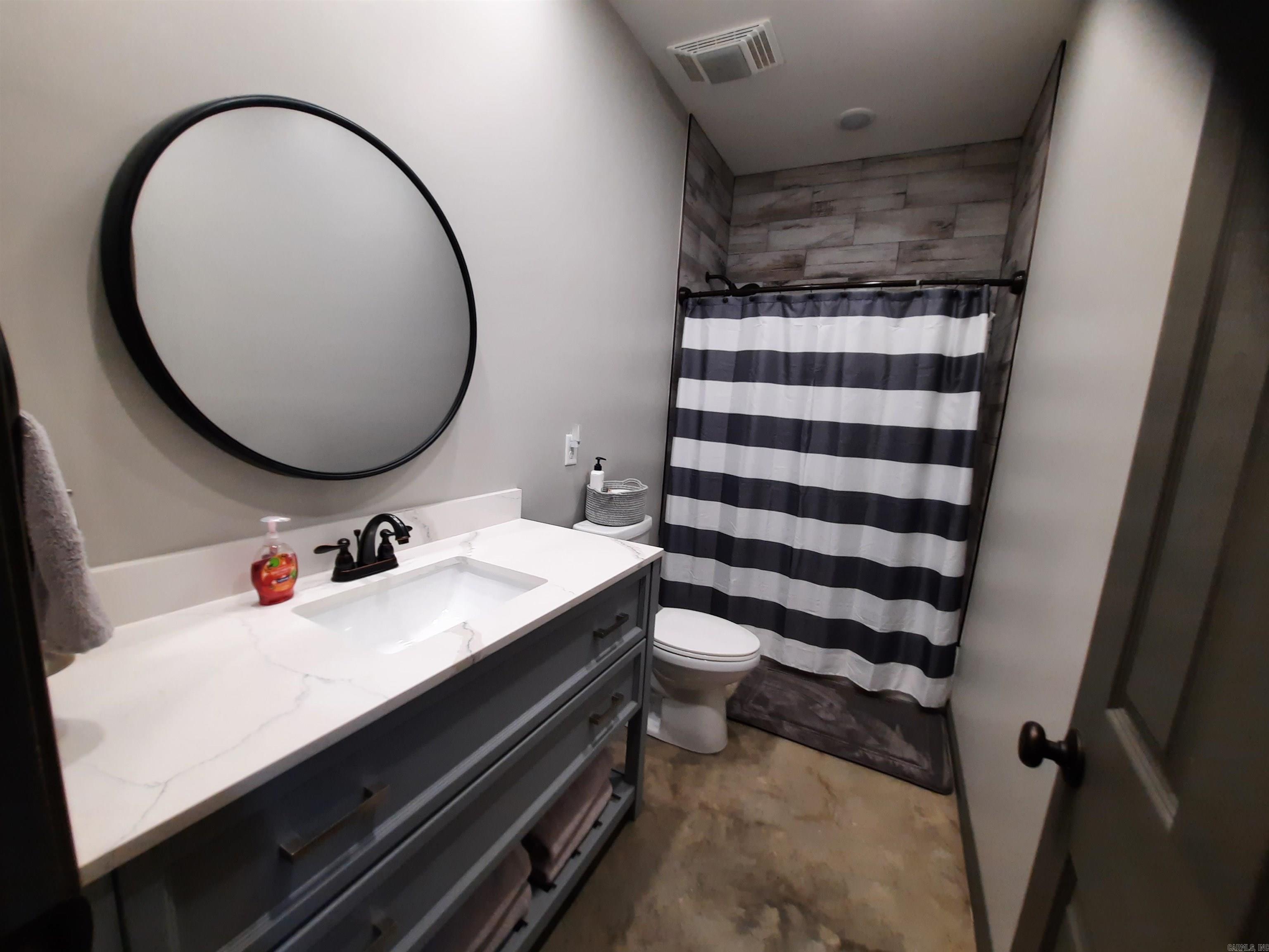 Hopper - Residential