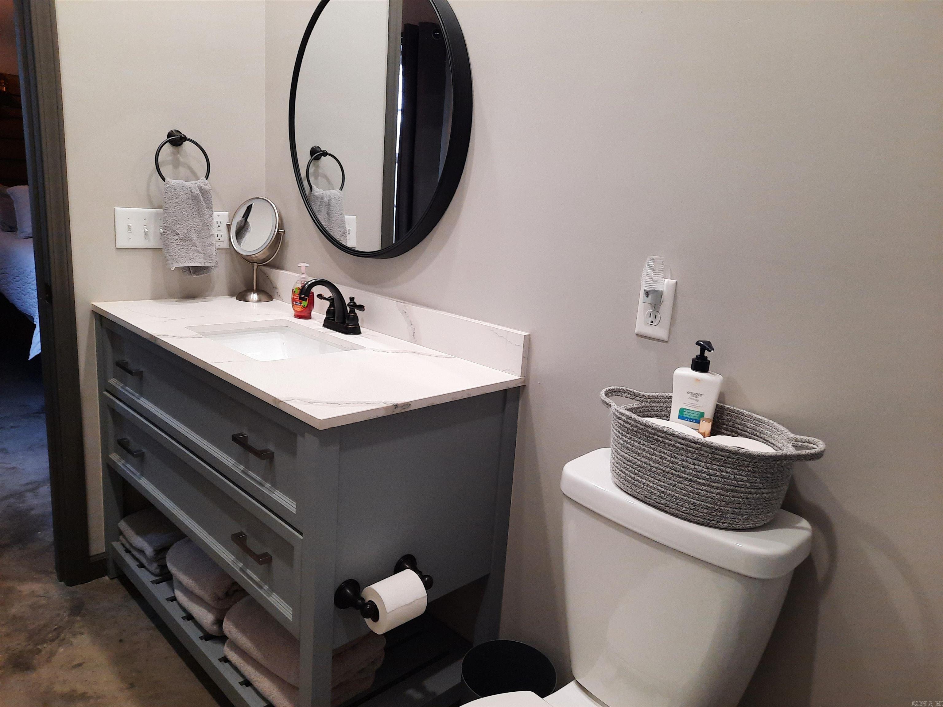 Hopper - Residential