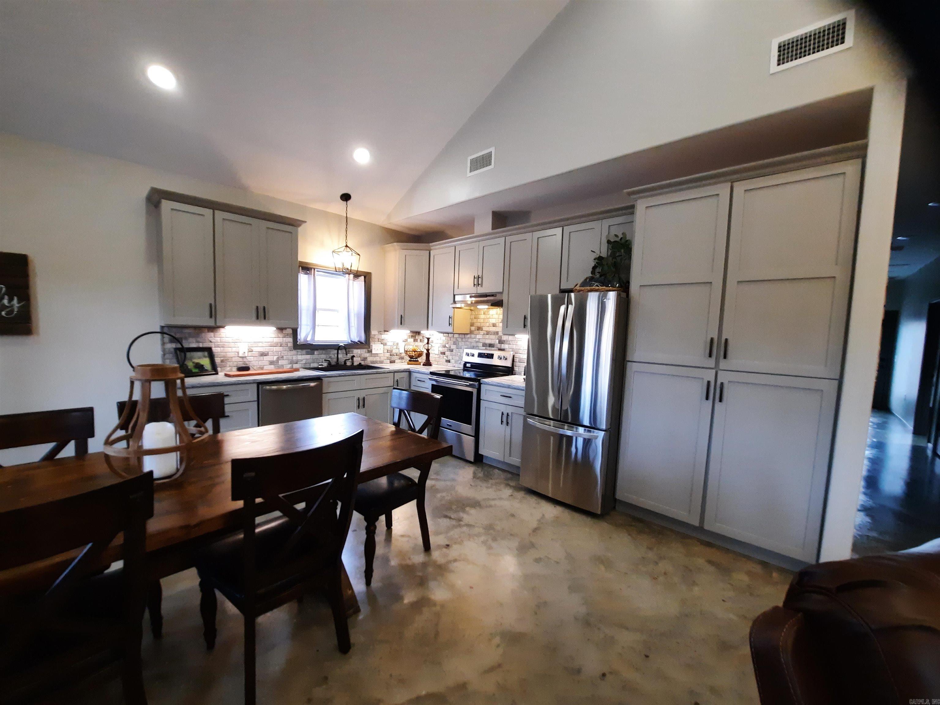 Hopper - Residential