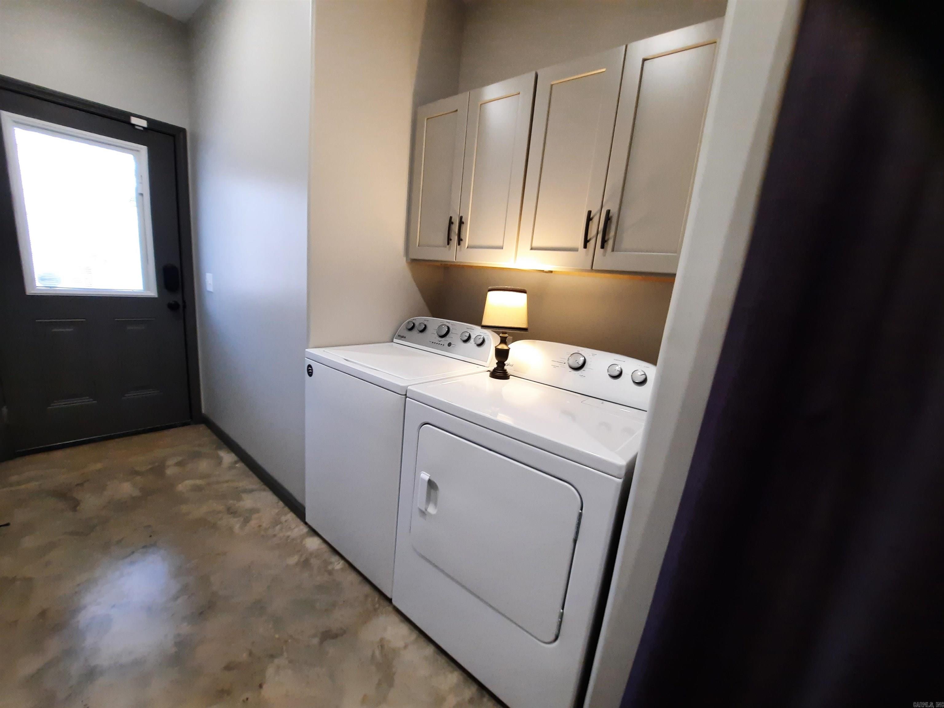 Hopper - Residential