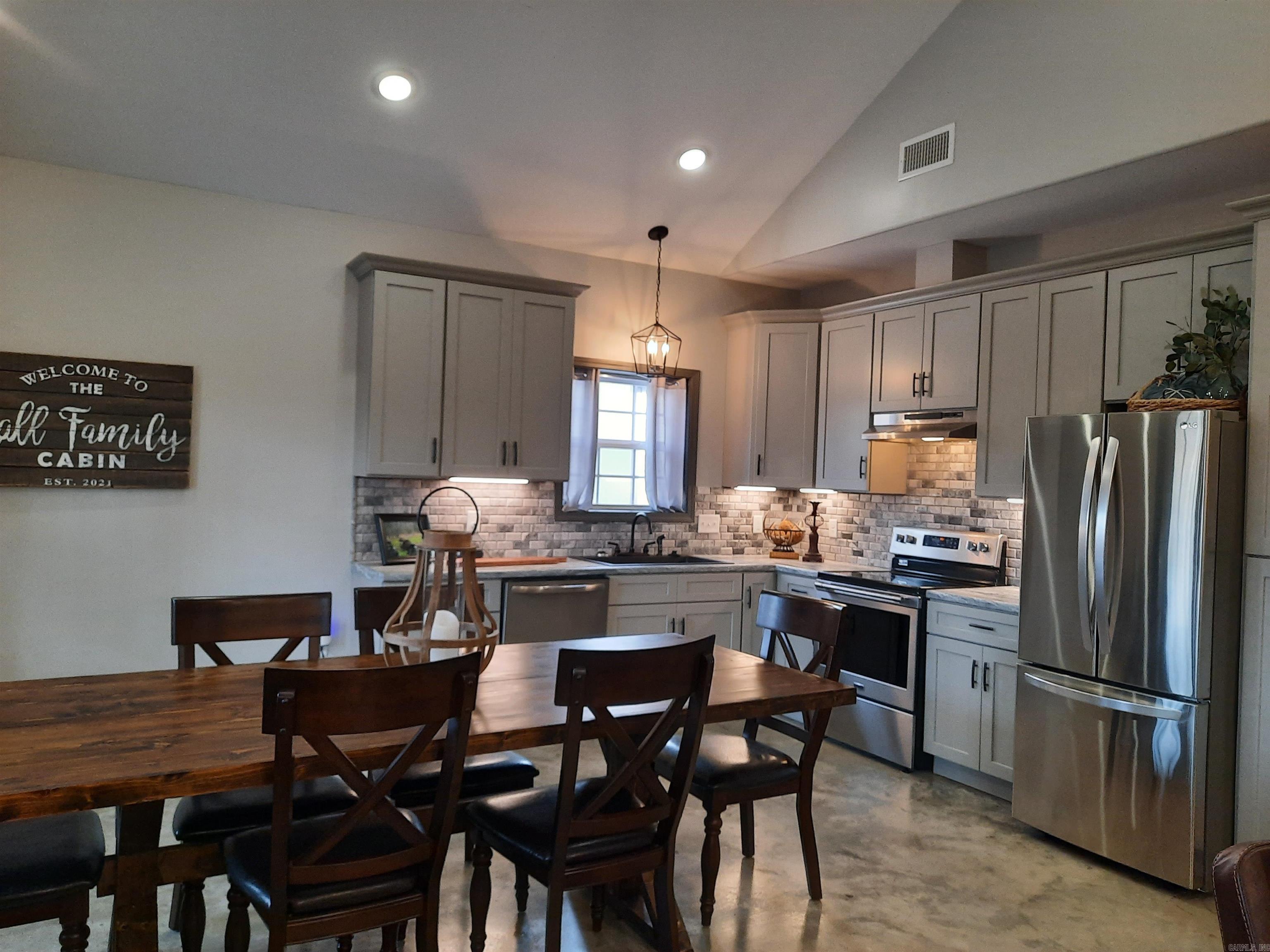 Hopper - Residential