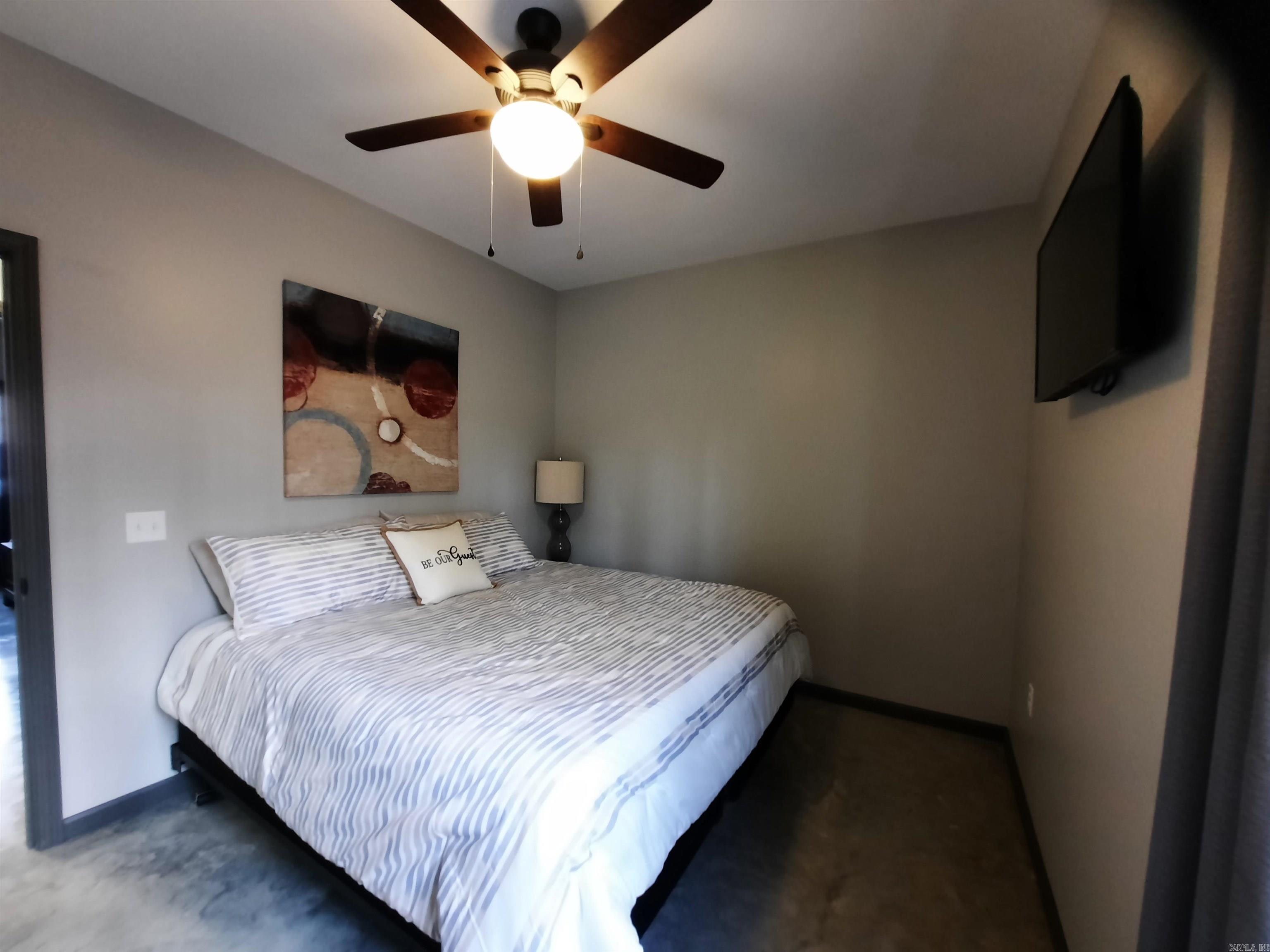 Hopper - Residential