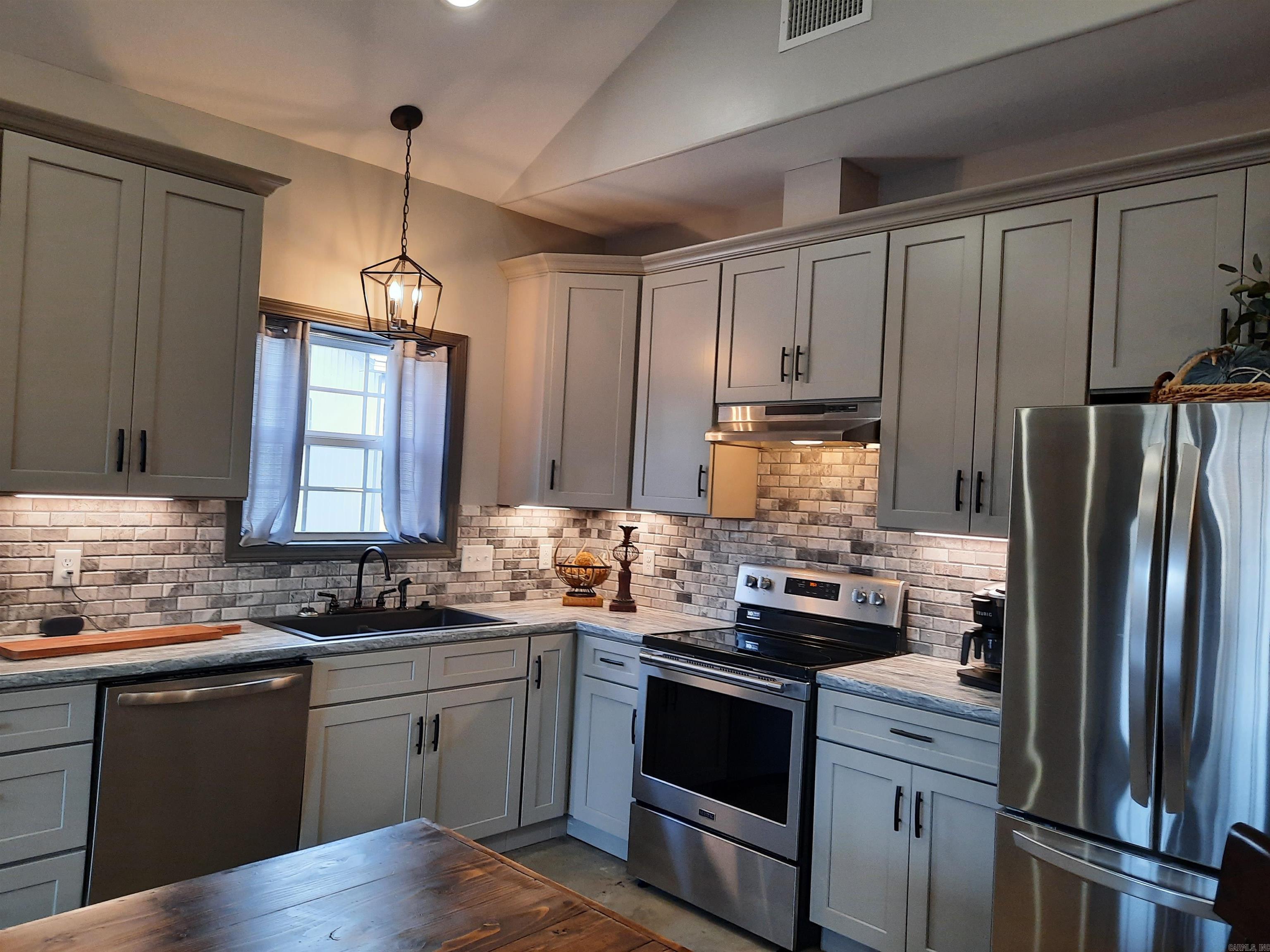 Hopper - Residential