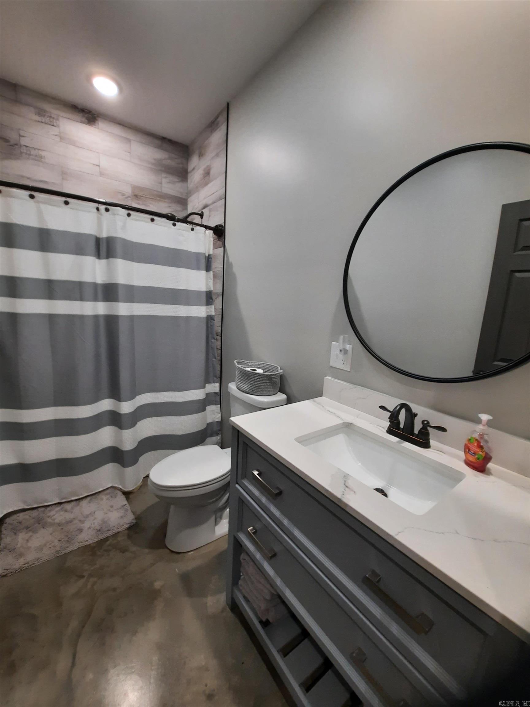 Hopper - Residential