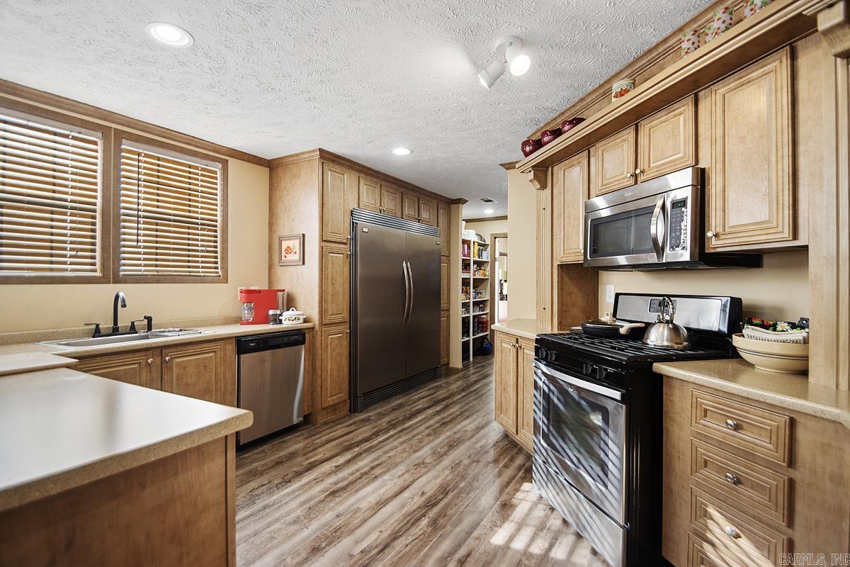 CHEROKEE VALLEY ES - Residential