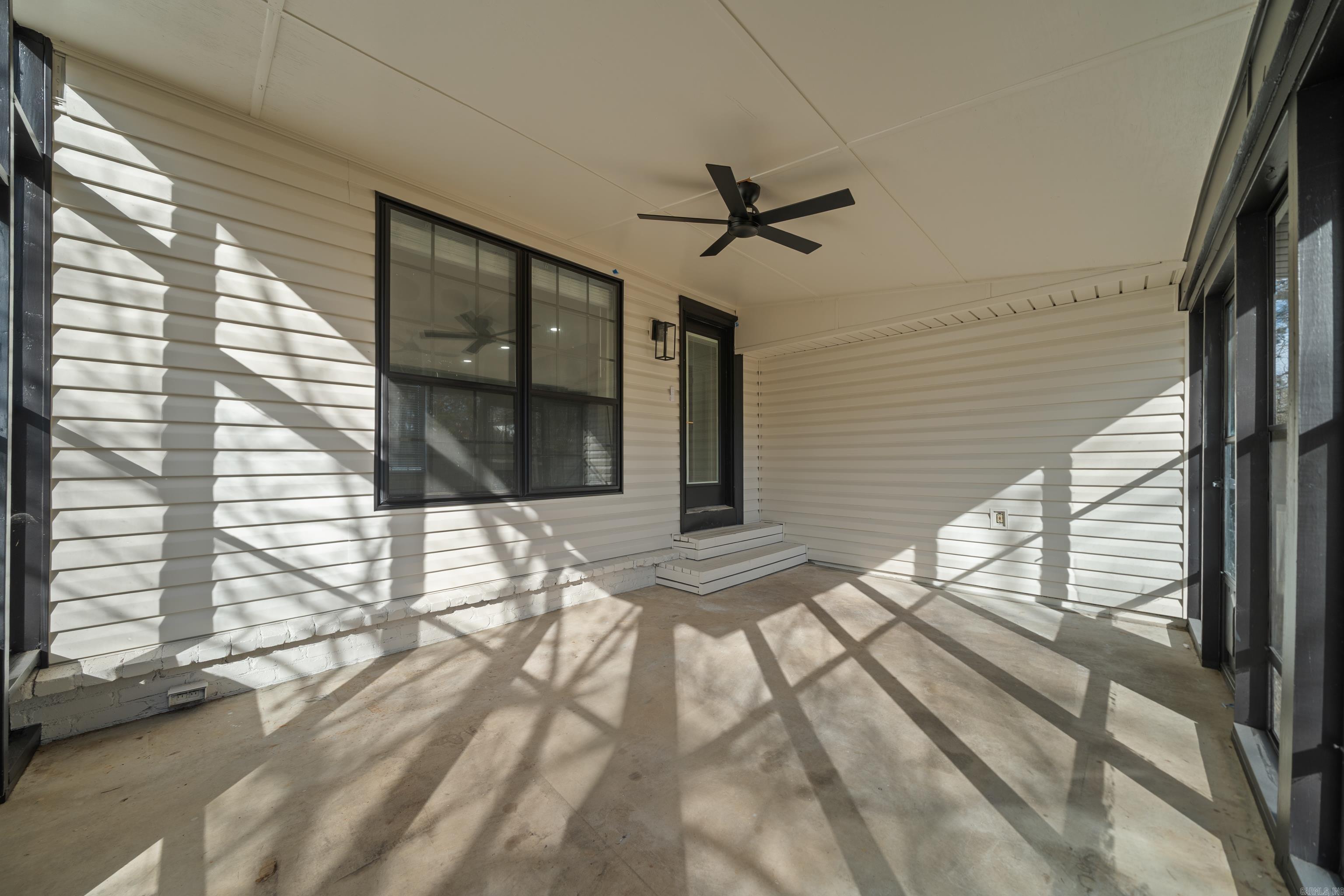 MARLOWE MANOR - Residential