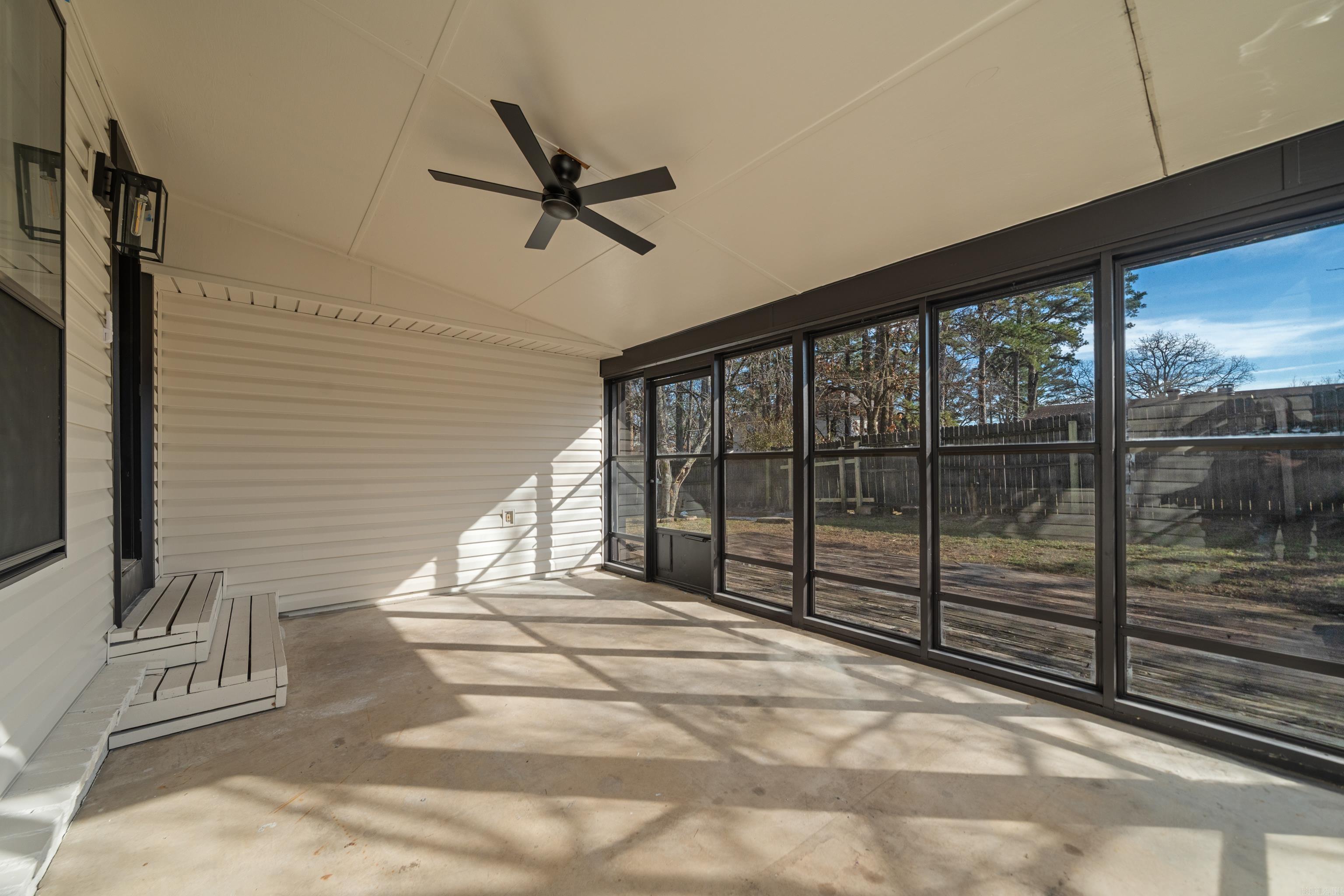 MARLOWE MANOR - Residential