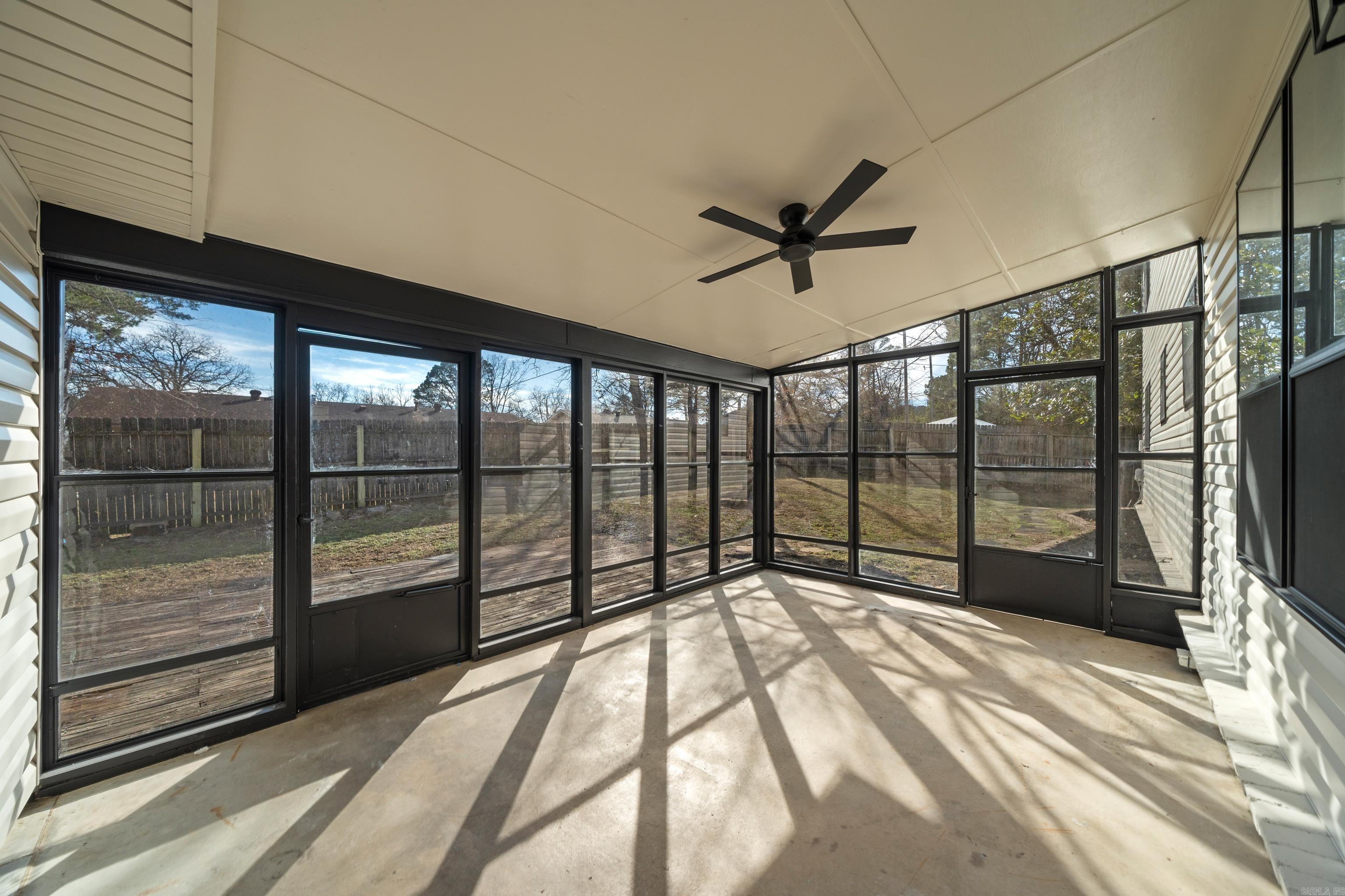 MARLOWE MANOR - Residential