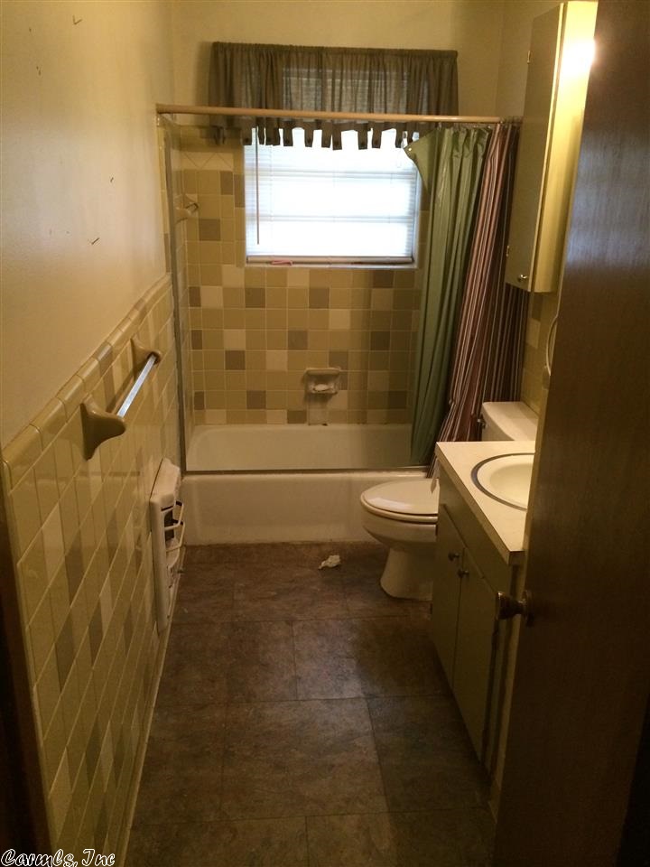 Saddlewood Acres - Residential