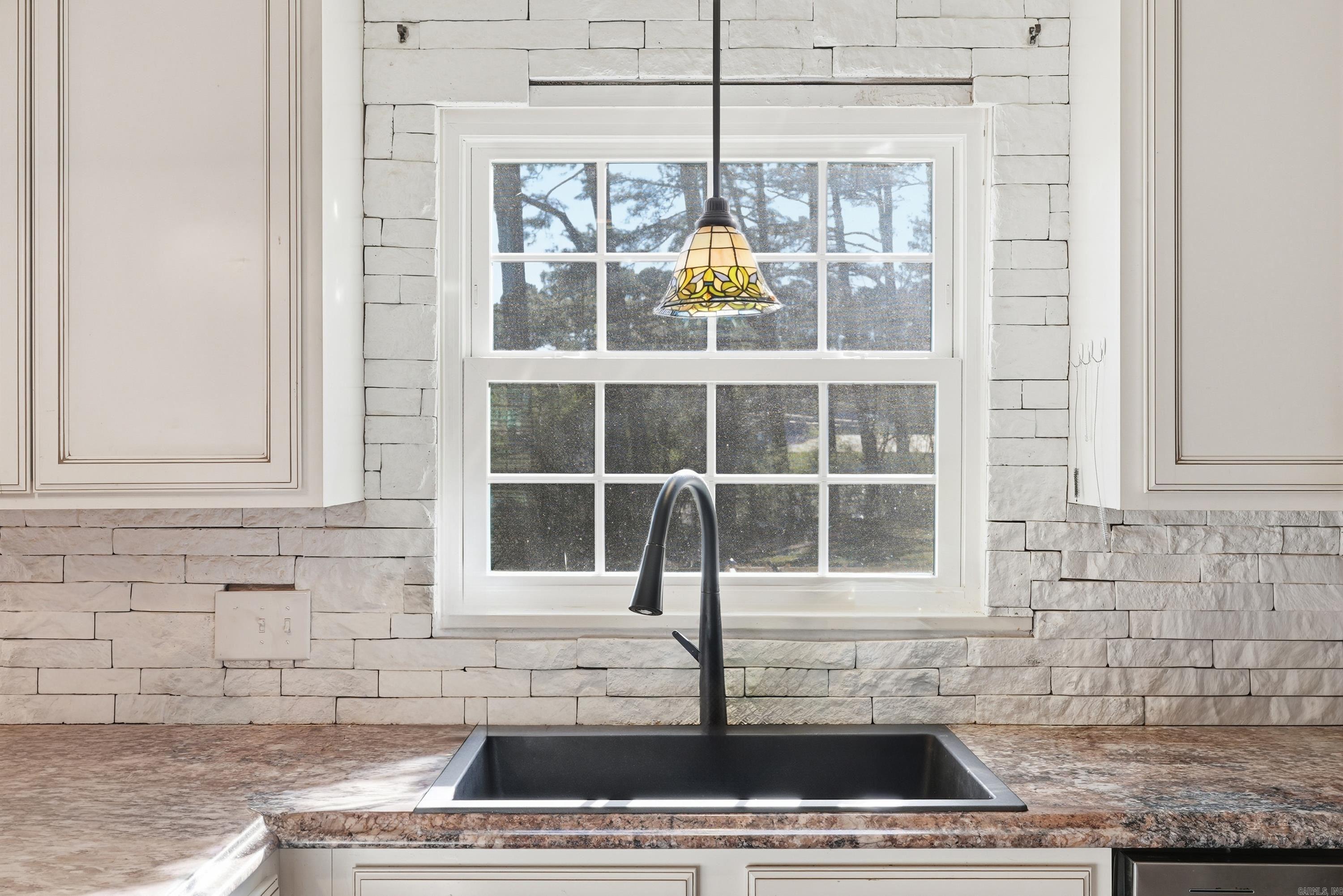 PINEWOOD ESTATES - Residential