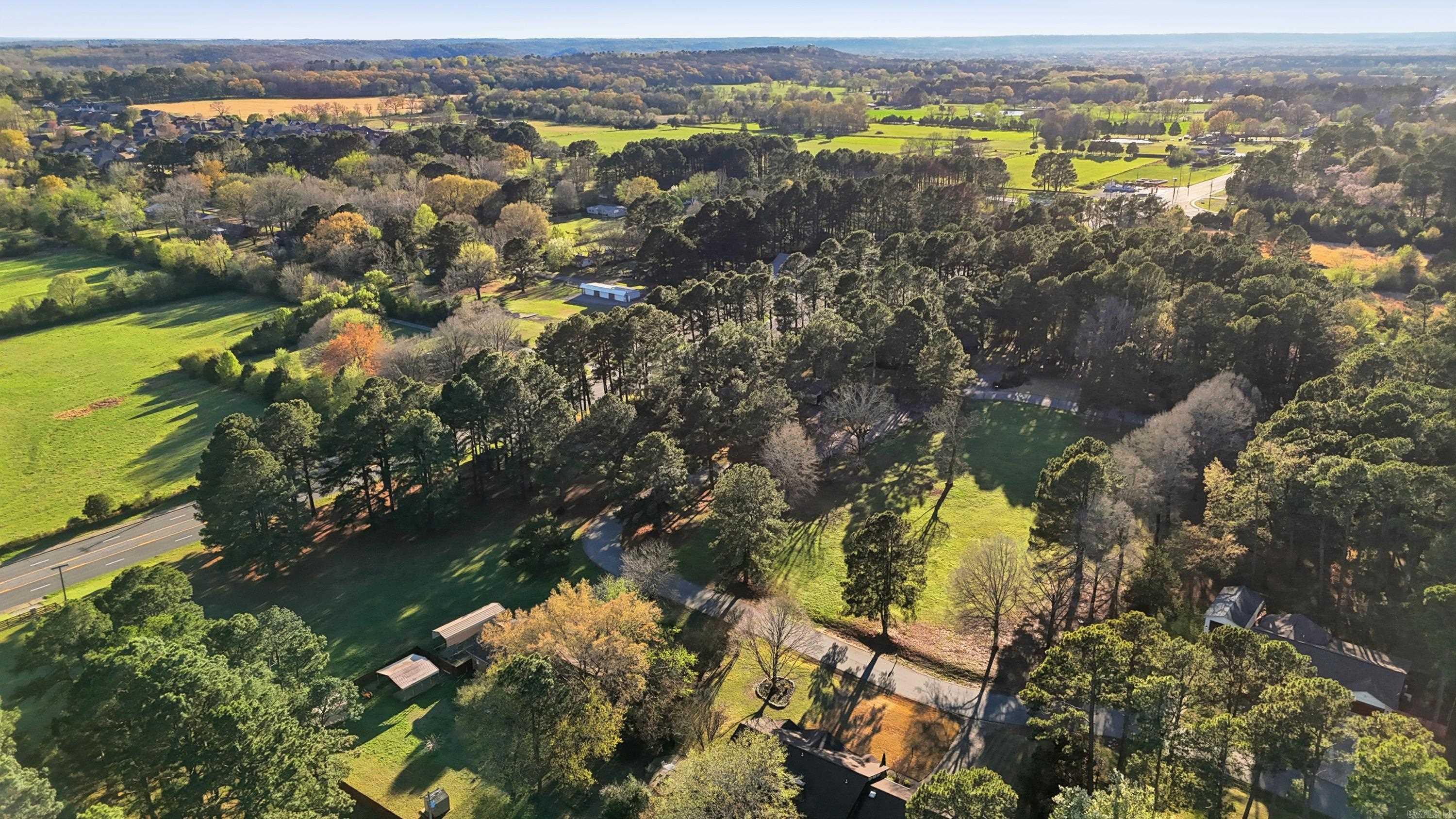 PINEWOOD ESTATES - Residential