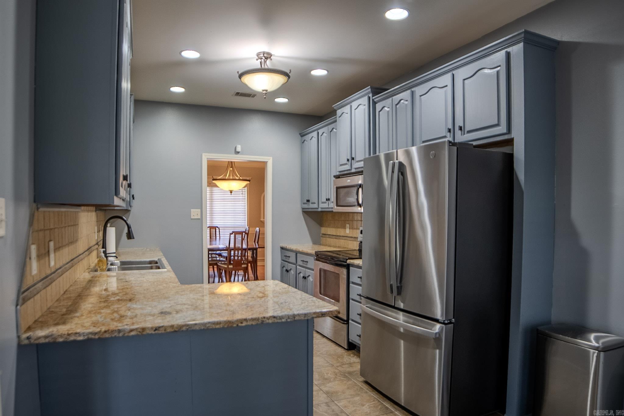 ANDRES PLACE - Residential