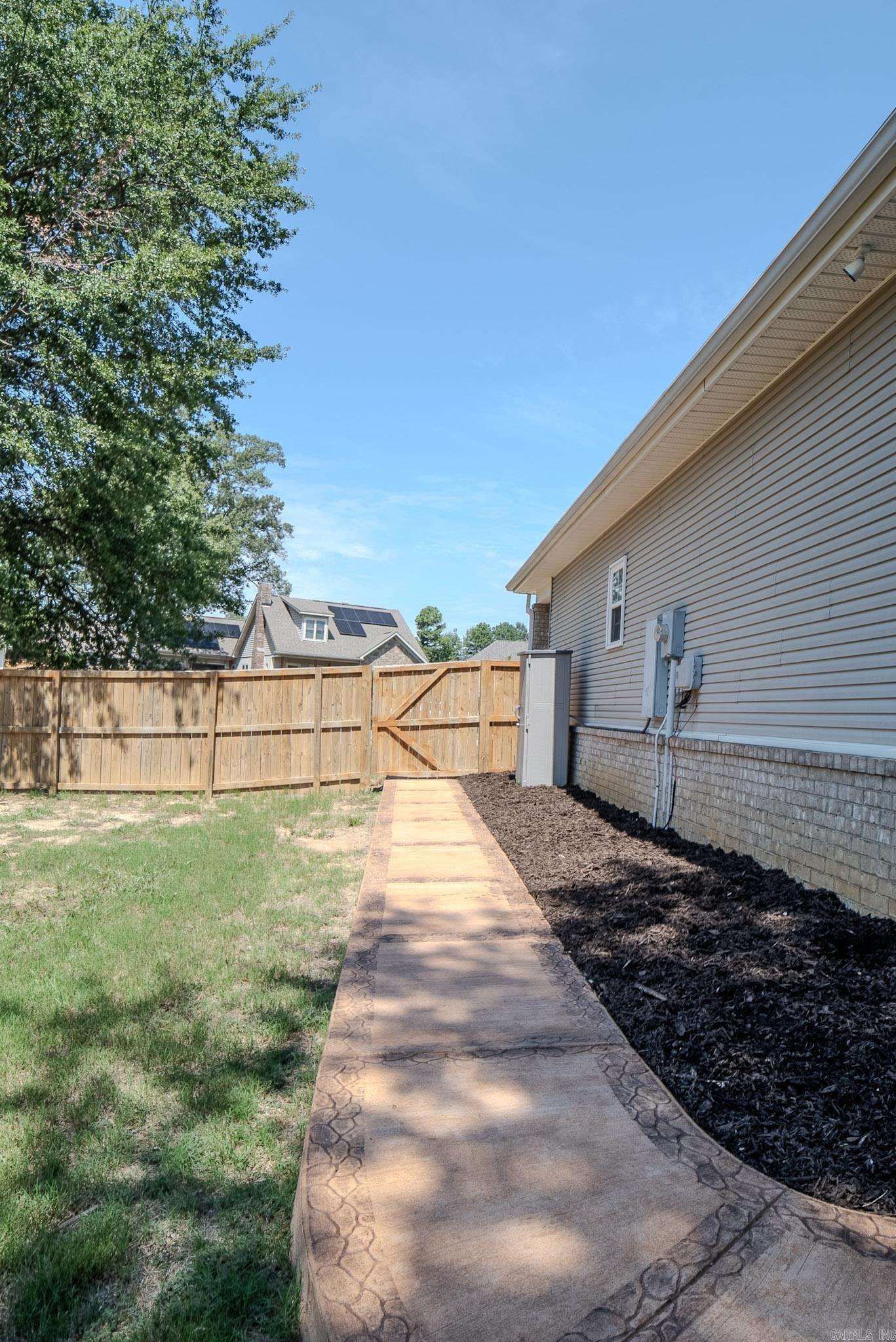 ANDRES PLACE - Residential