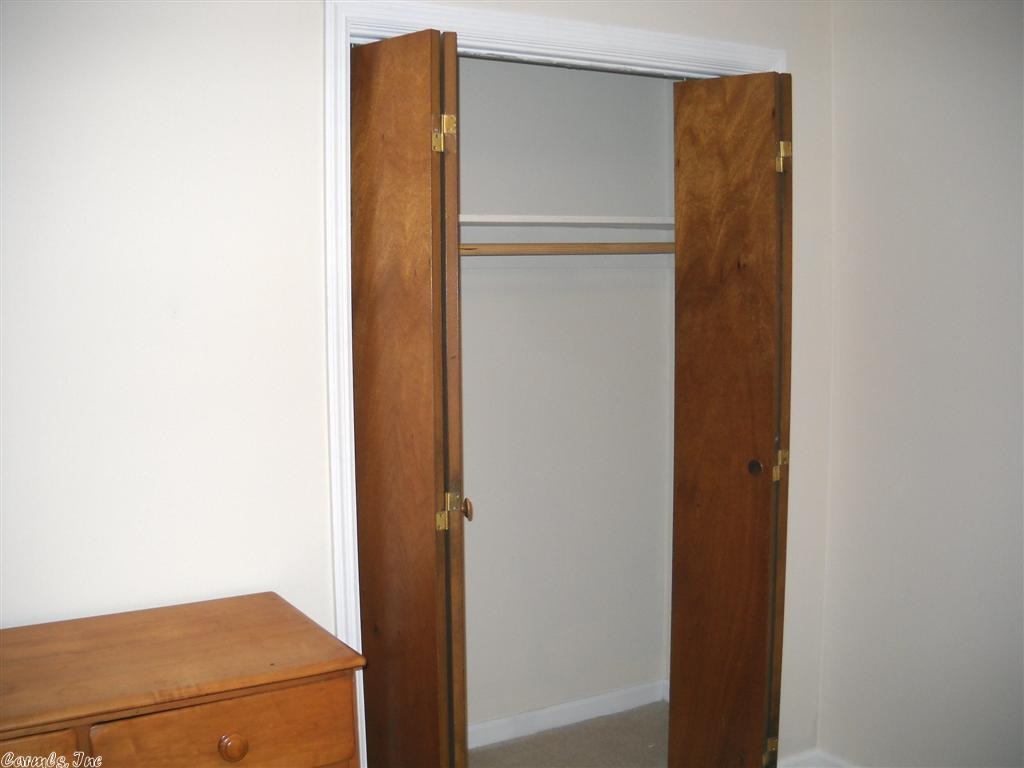 ROLLING OAKS - Residential