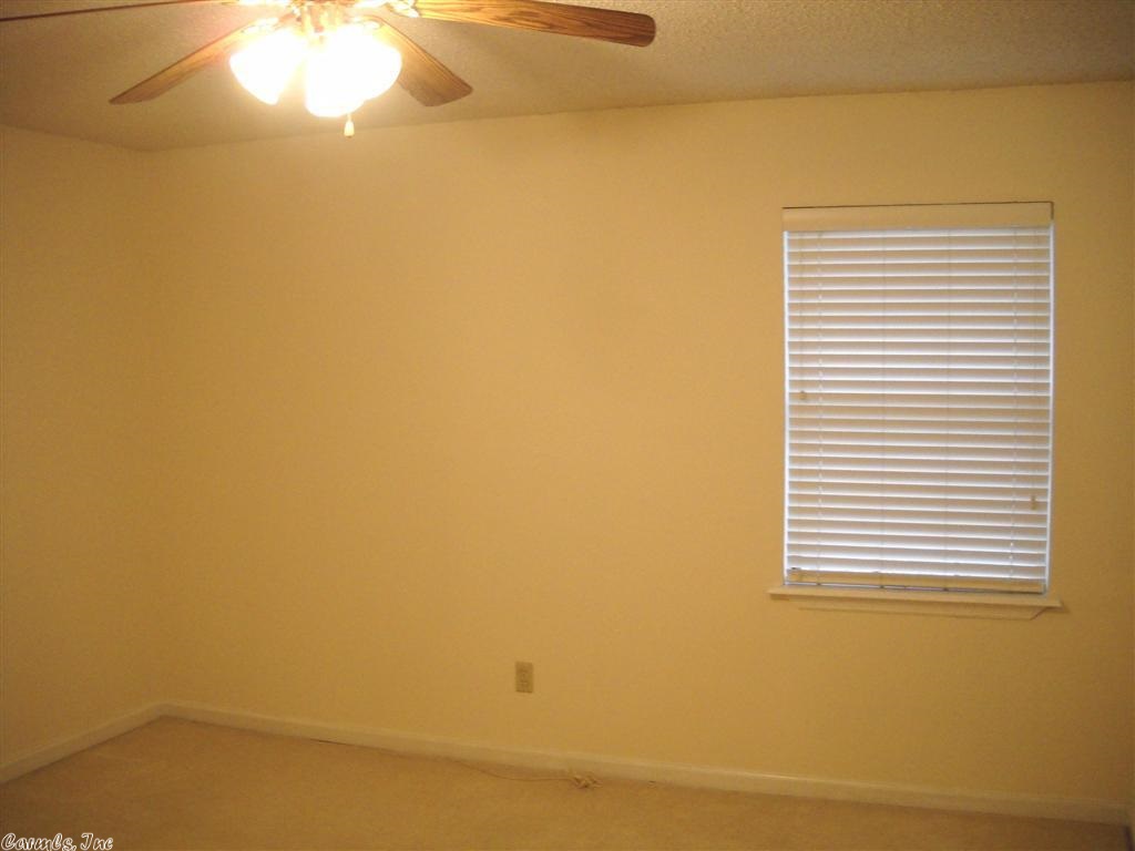 ROLLING OAKS - Residential