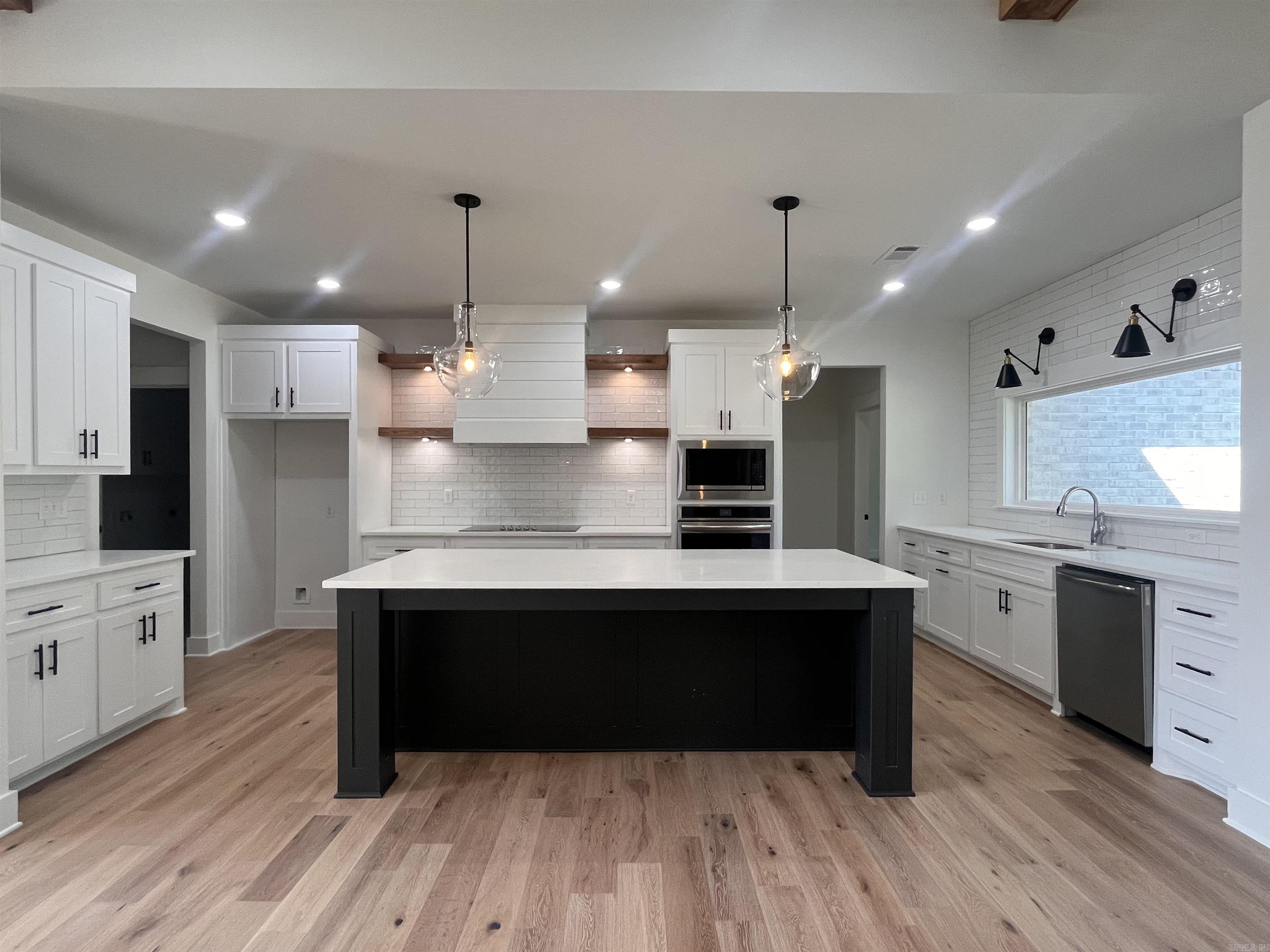 CORAL RIDGE - Residential