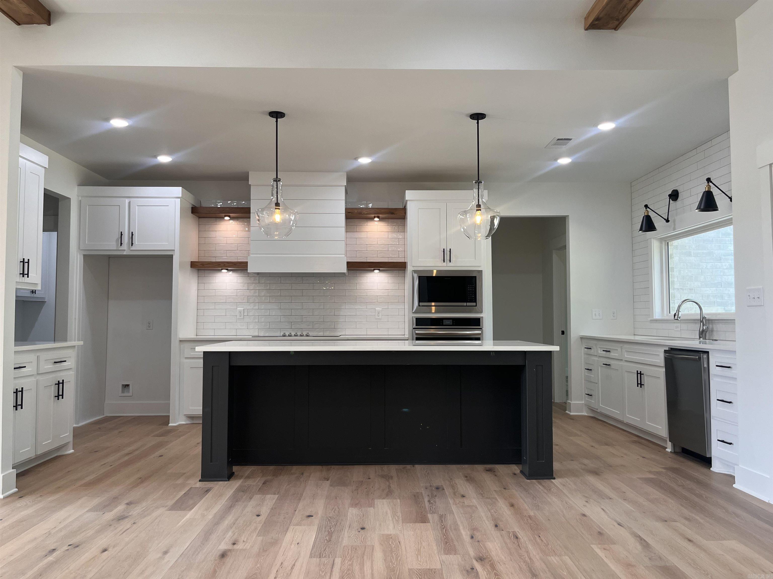 CORAL RIDGE - Residential