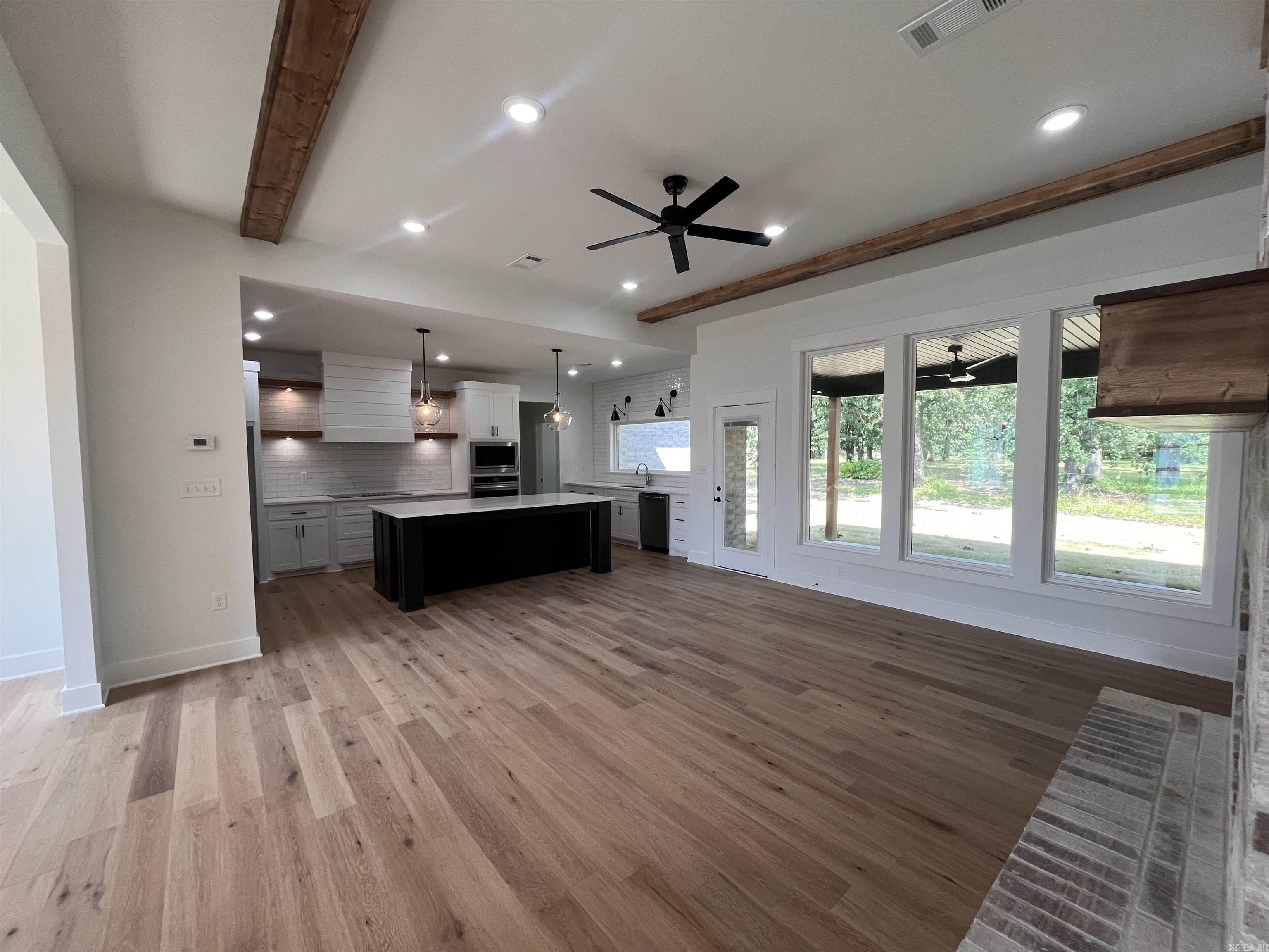 CORAL RIDGE - Residential