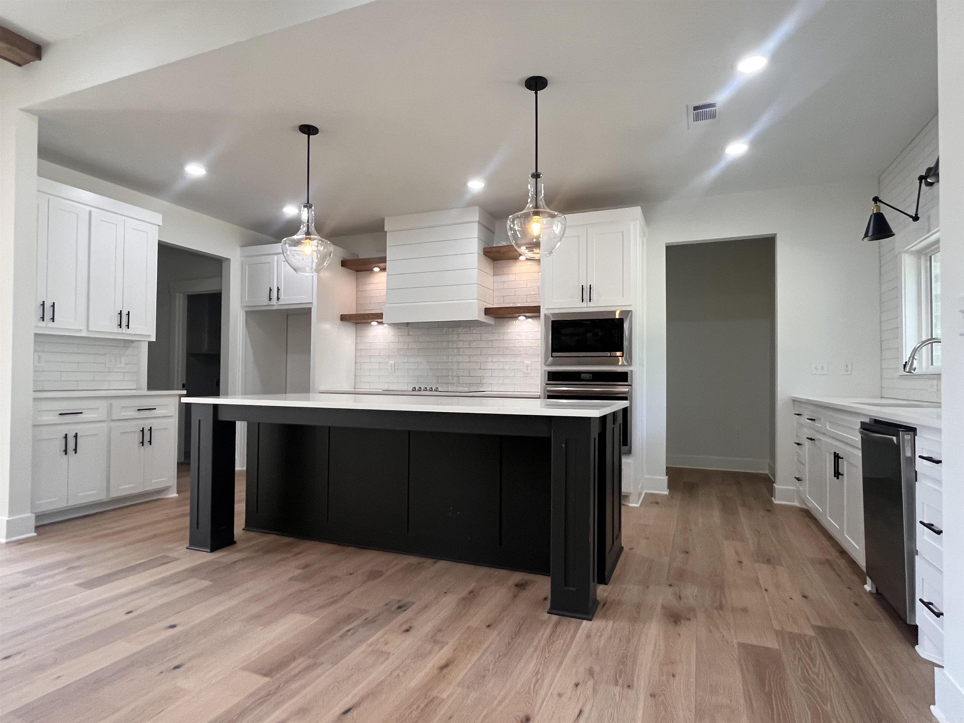 CORAL RIDGE - Residential