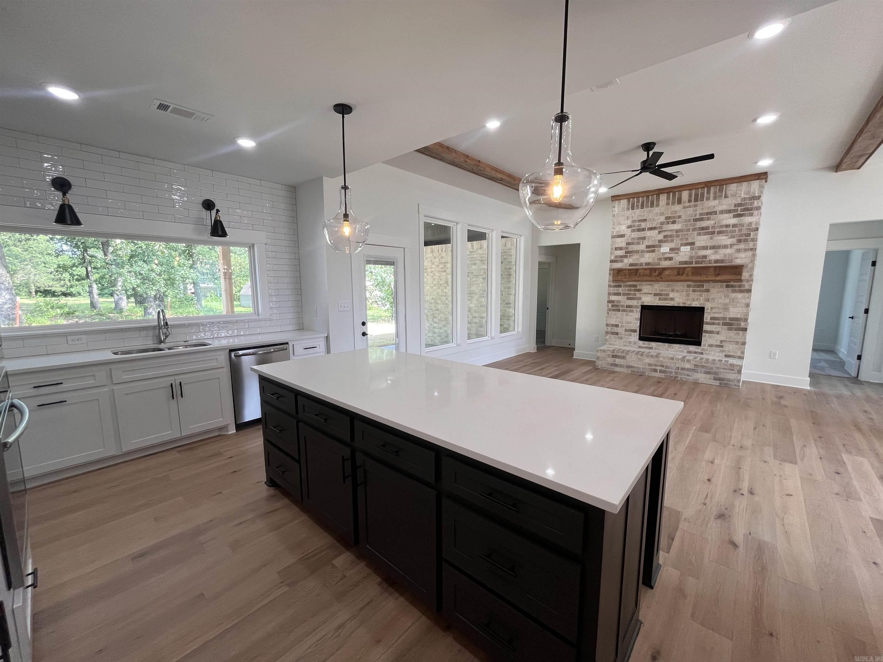 CORAL RIDGE - Residential