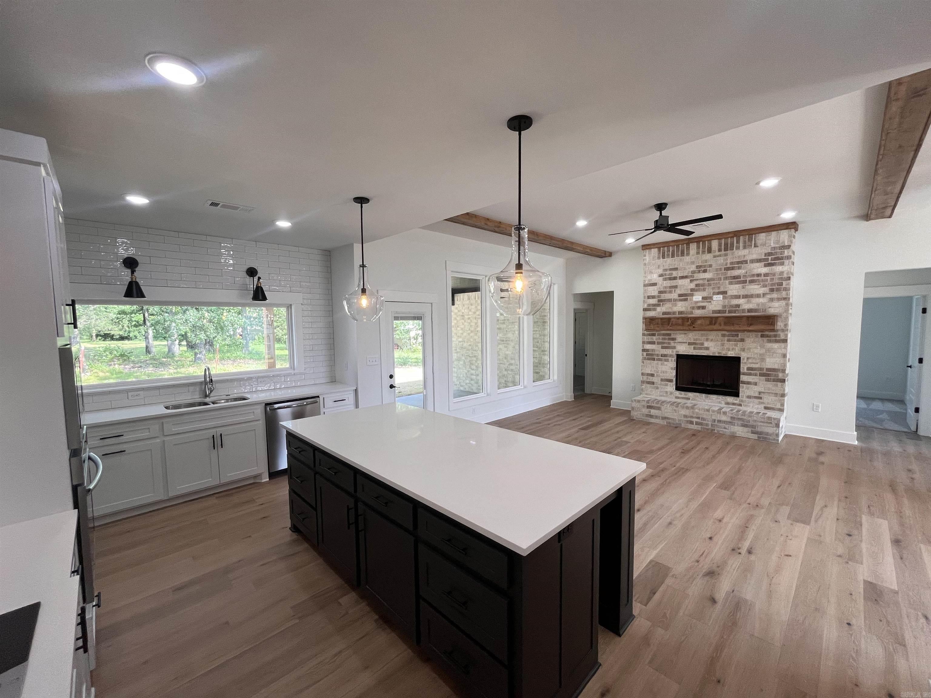 CORAL RIDGE - Residential