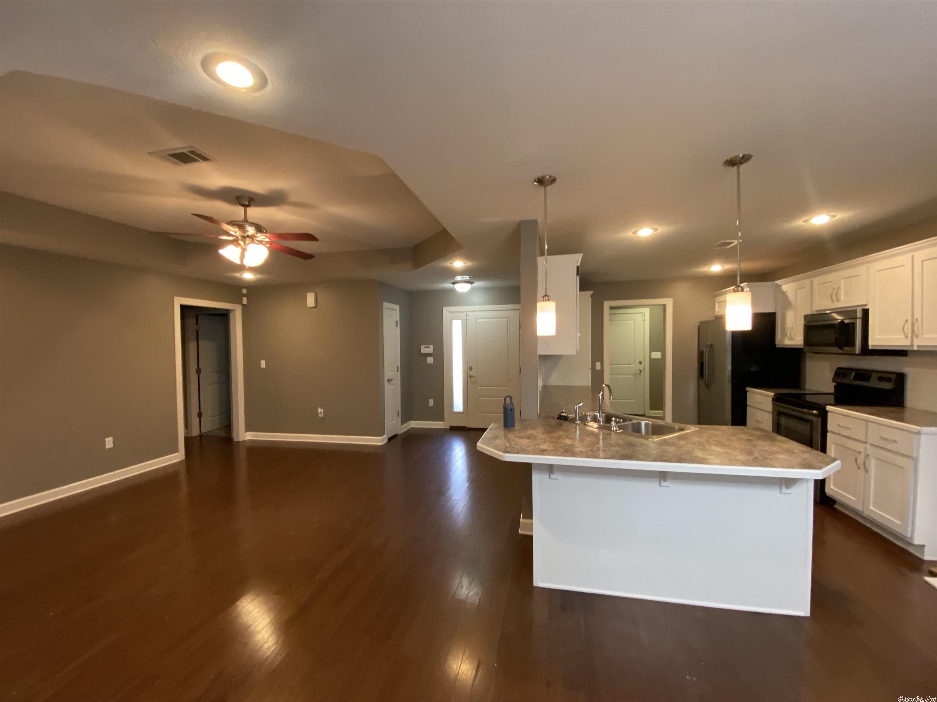 JEWELS ESTATES - Residential