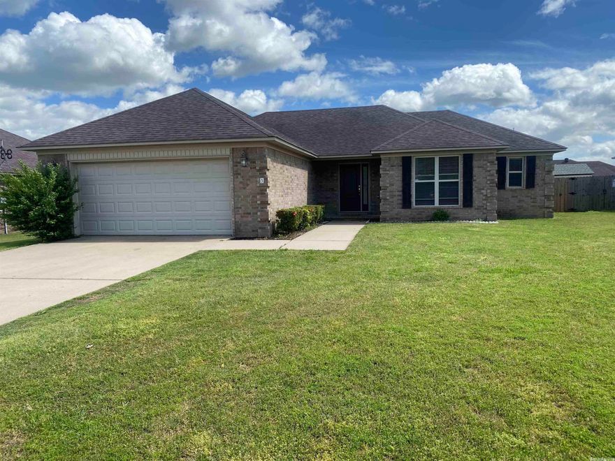 Charming split floor plan home in Jewels Estates. This home features 3 bedroom and 2 bath with 1529 sqft. The large kitchen is open to the living room. There is wood floors in common areas, box ceilings in the master and living room, plus the master bath has a separate jetted tub with two walk-in closets. The kitchen features stainless steel appliances that convey! Stay warn in the winter with a gas fireplace in the living room. Let's not forget the large fenced in backyard with a covered patio!