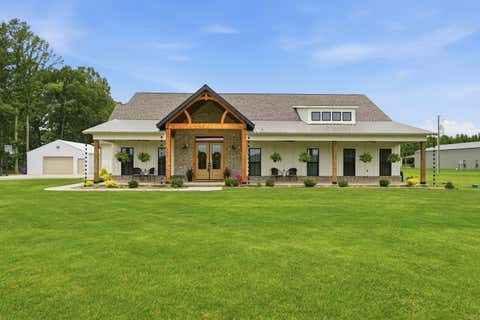 Photo of 24 Downwind Avenue, Greenbrier, AR 72058 (MLS # 26002027)
