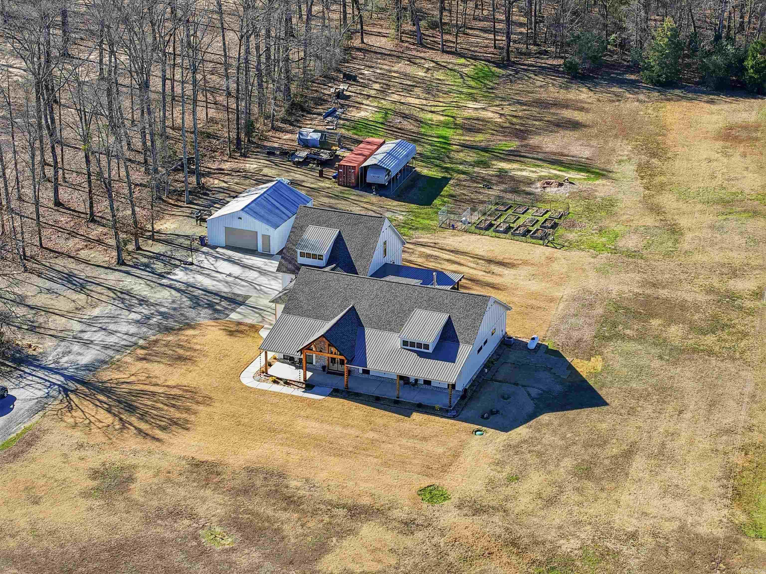 ARKAVALLEY ESTATES - Residential