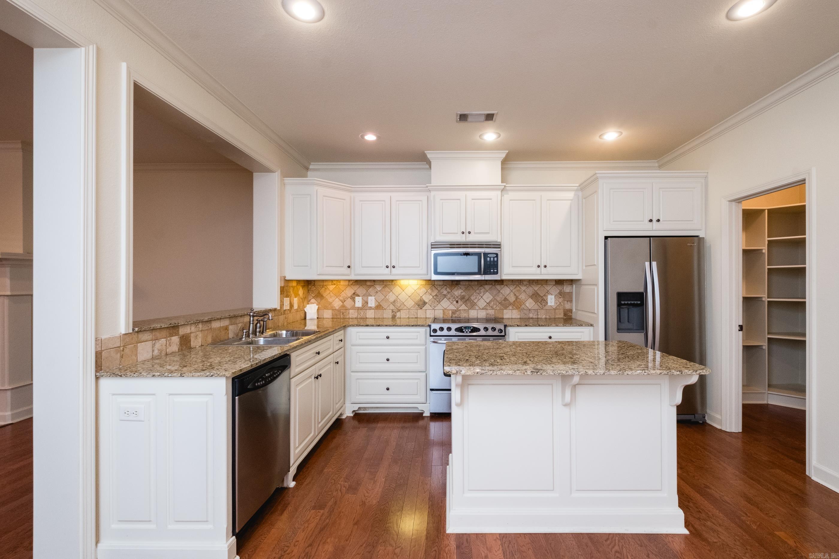 TAYLOR PARK - Residential