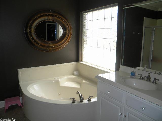 HURRICANE LAKE EST - Residential