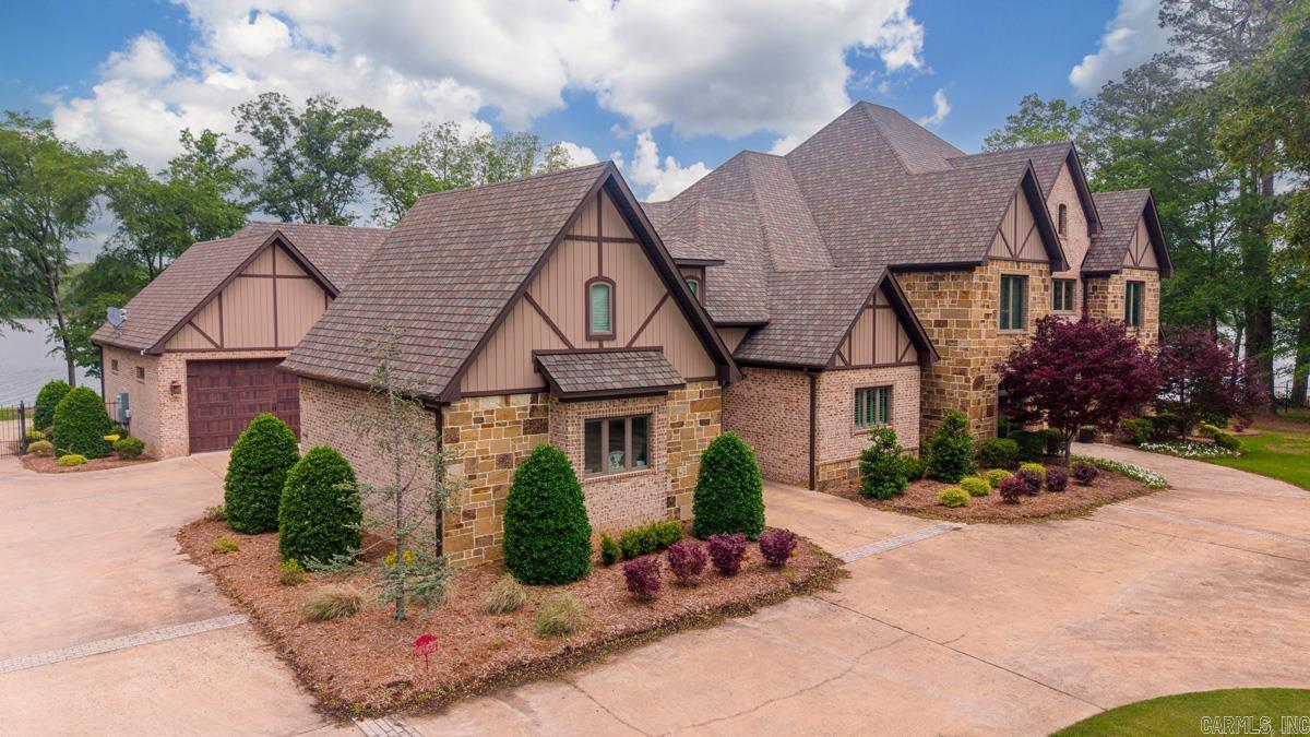 HURRICANE LAKE EST - Residential