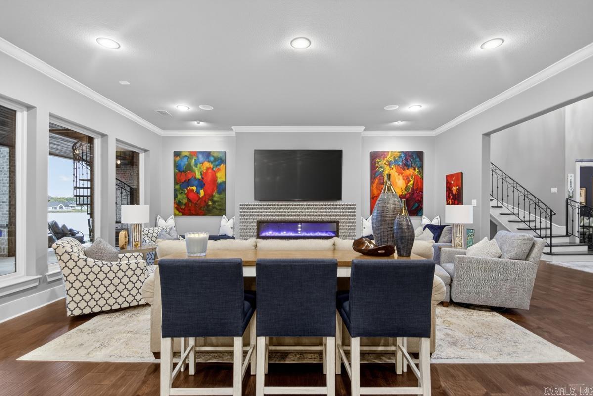 HURRICANE LAKE EST - Residential