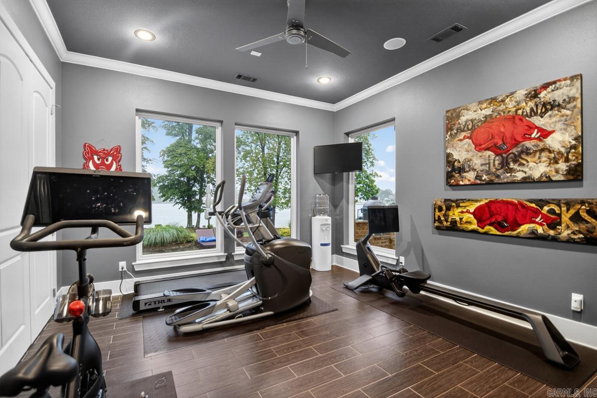 HURRICANE LAKE EST - Residential